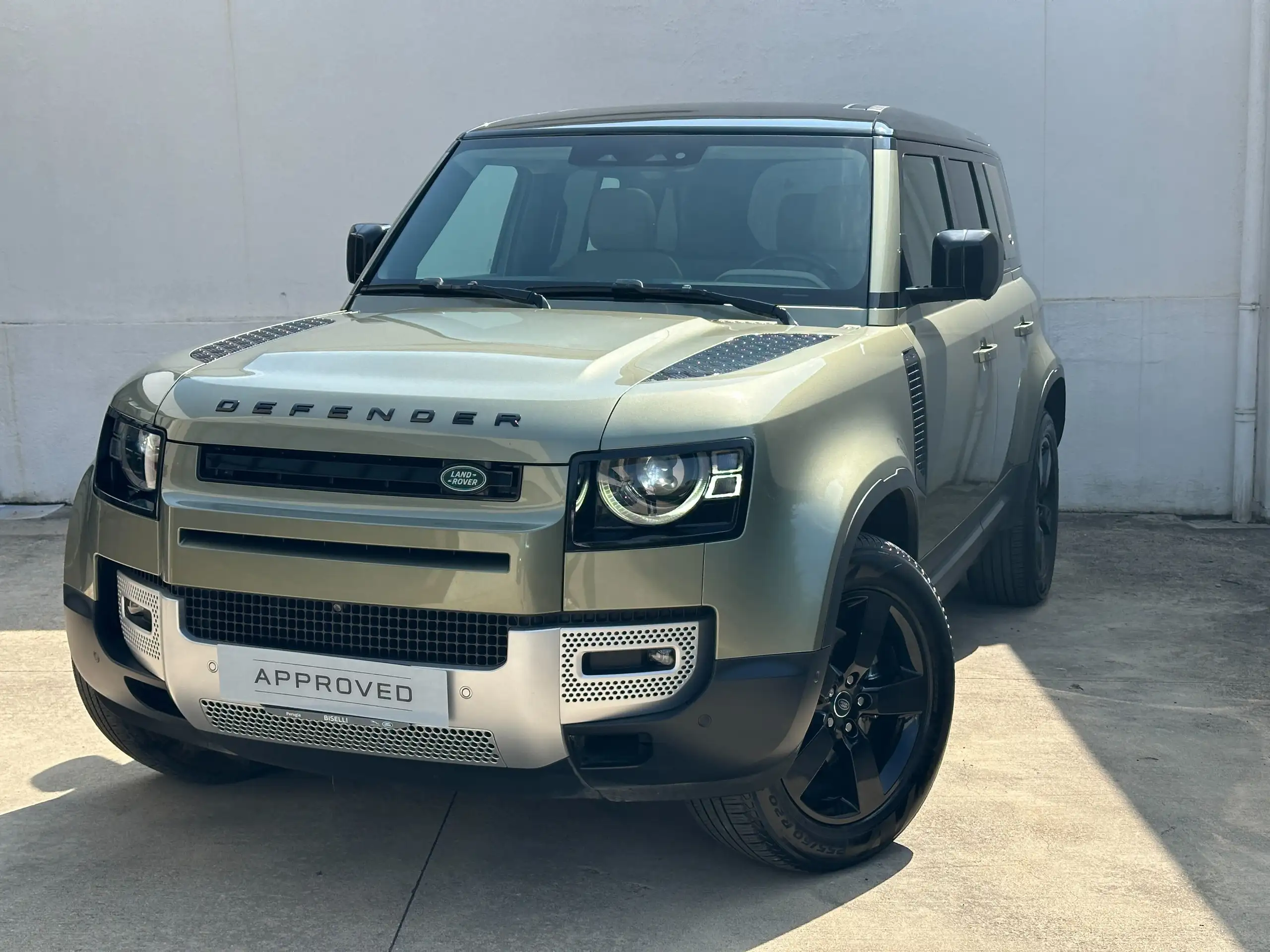 Land Rover Defender 2020