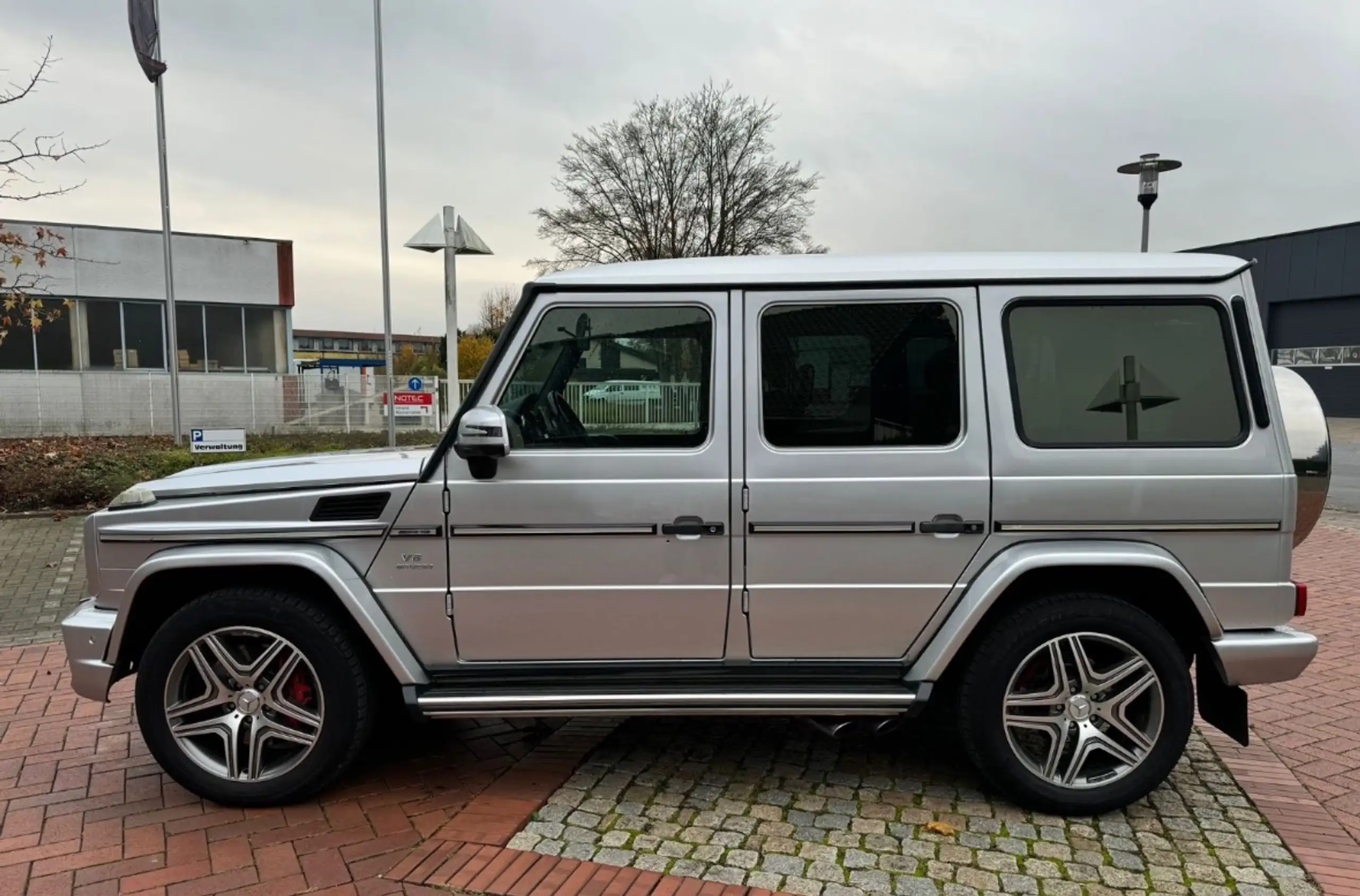 Mercedes-Benz - G 63 AMG