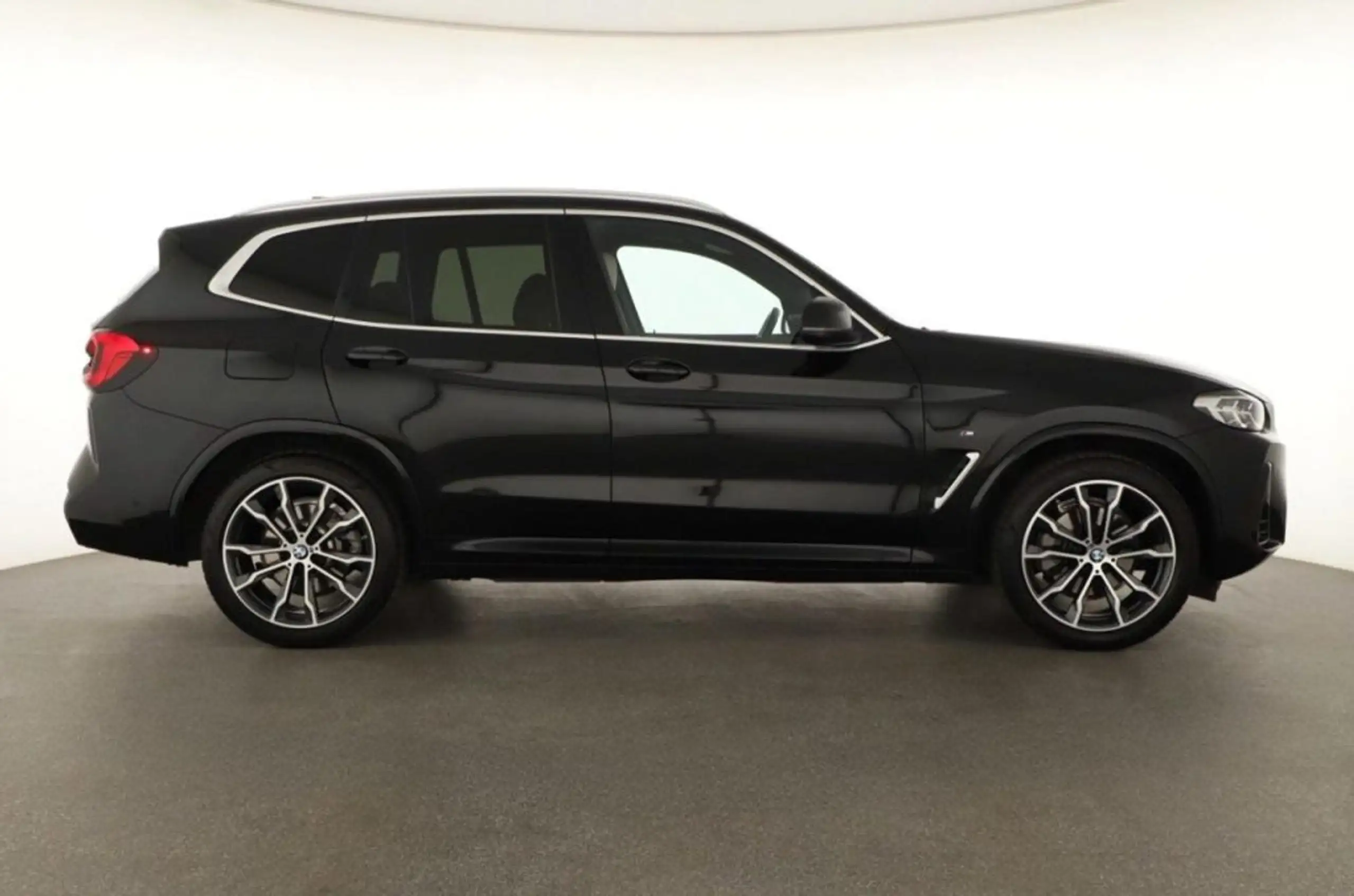 BMW - X3