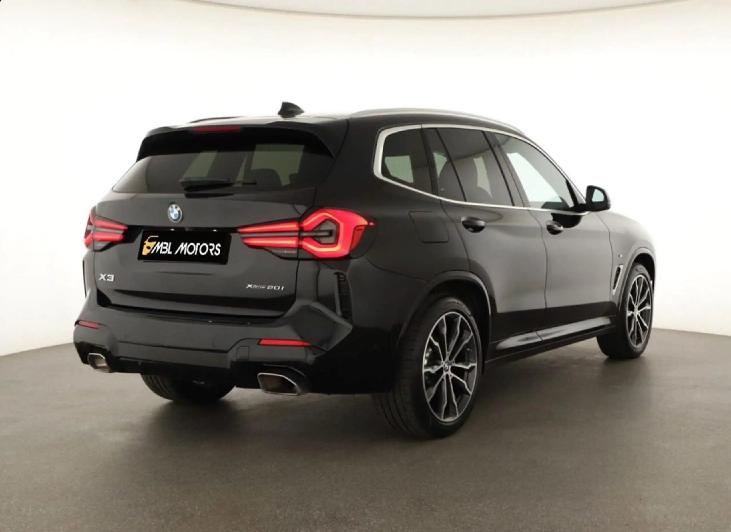 BMW - X3