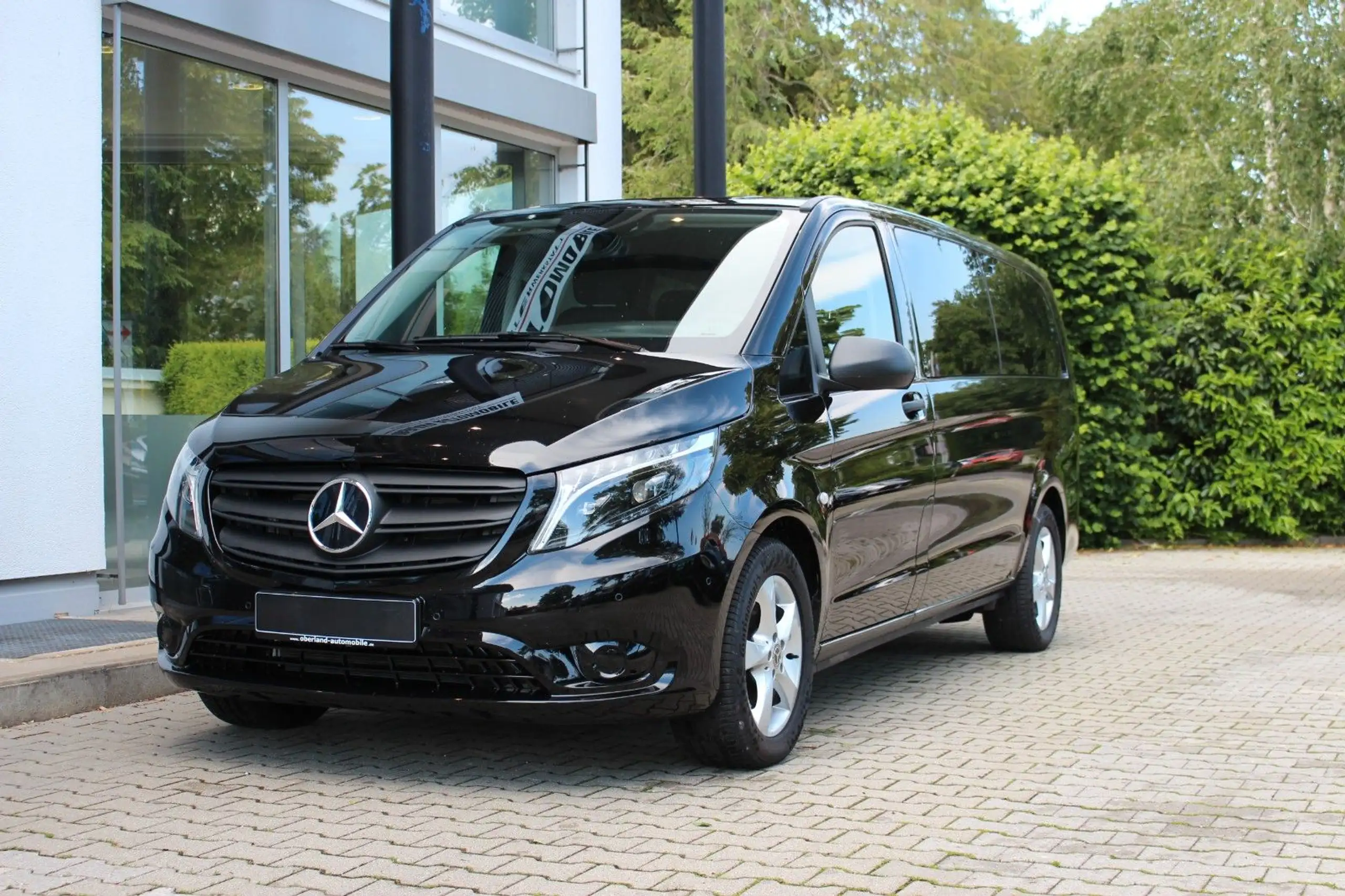 Mercedes-Benz - Vito