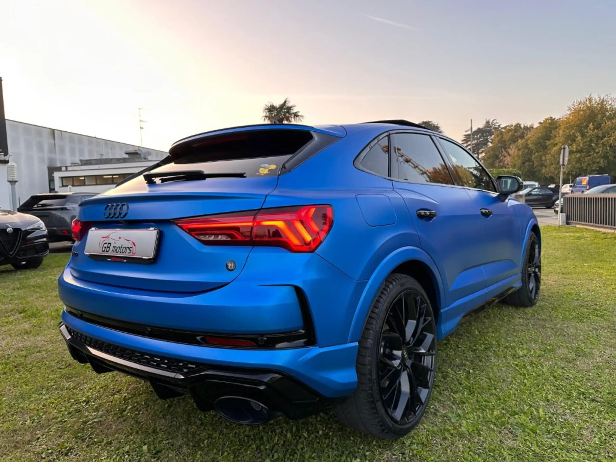 Audi - RS Q3