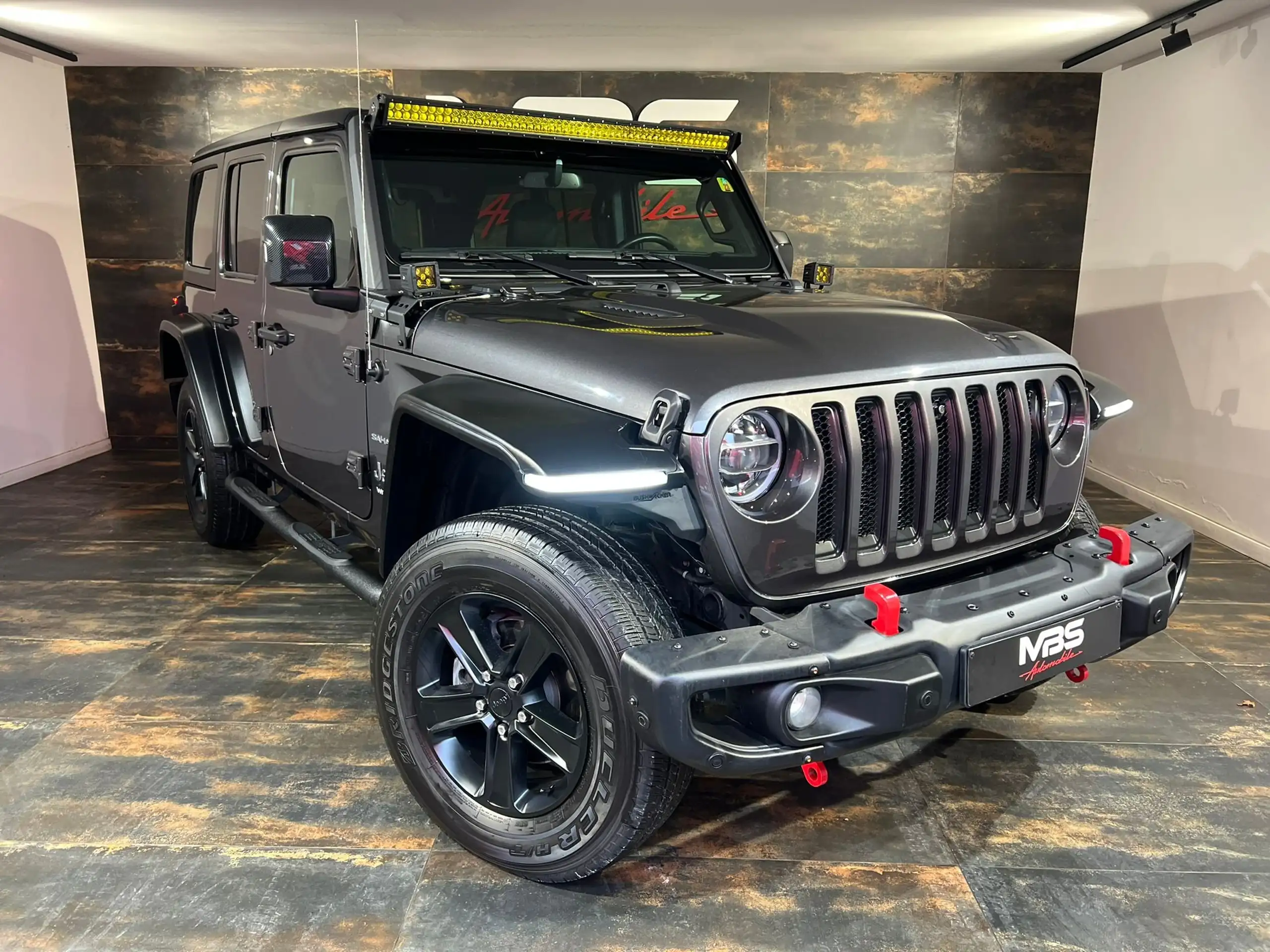 Jeep - Wrangler