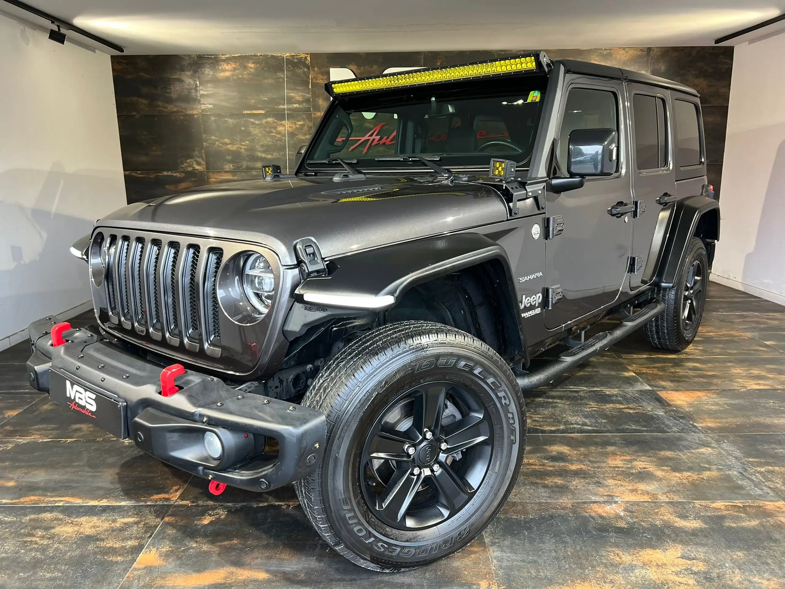 Jeep - Wrangler