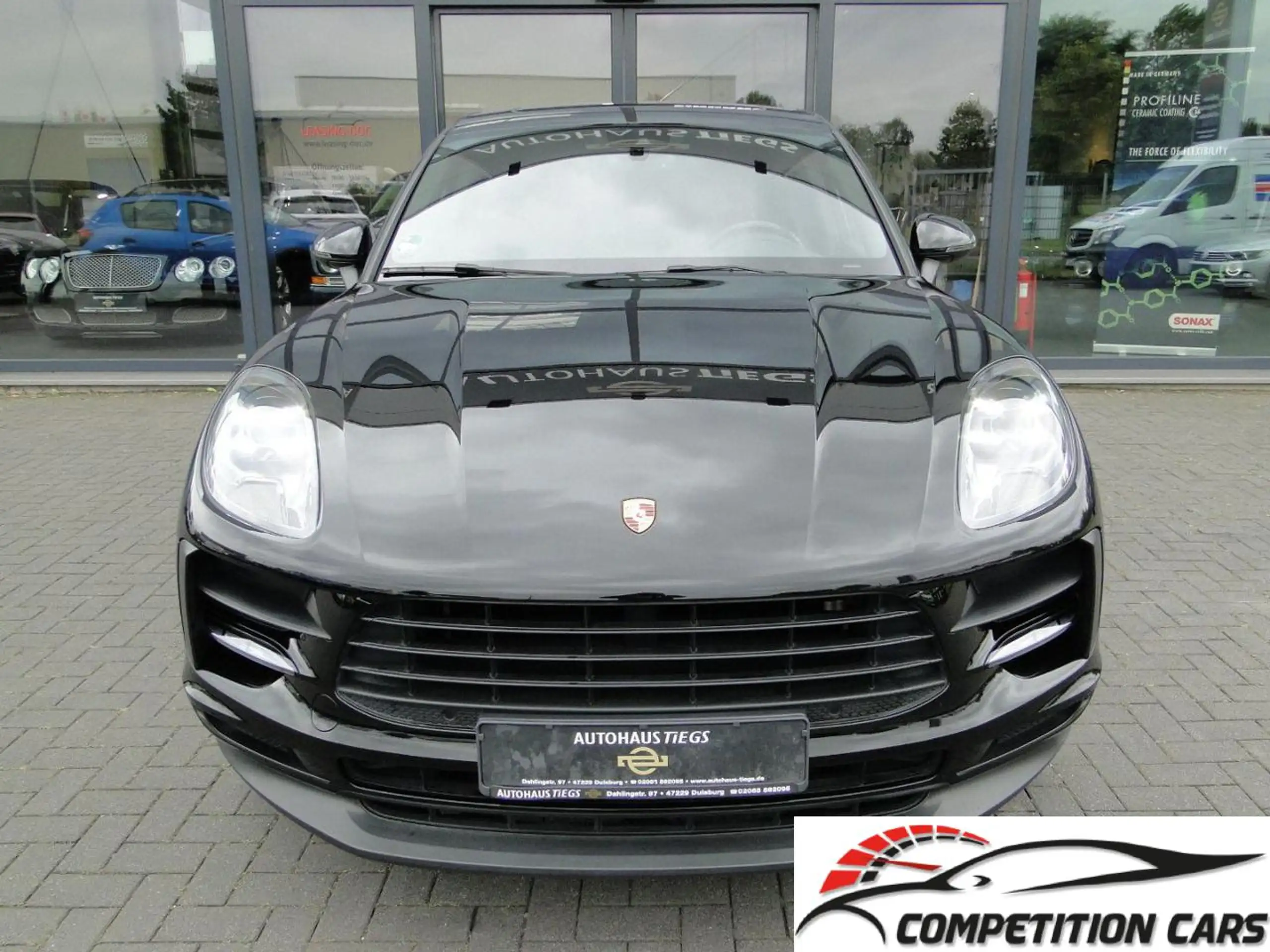 Porsche - Macan