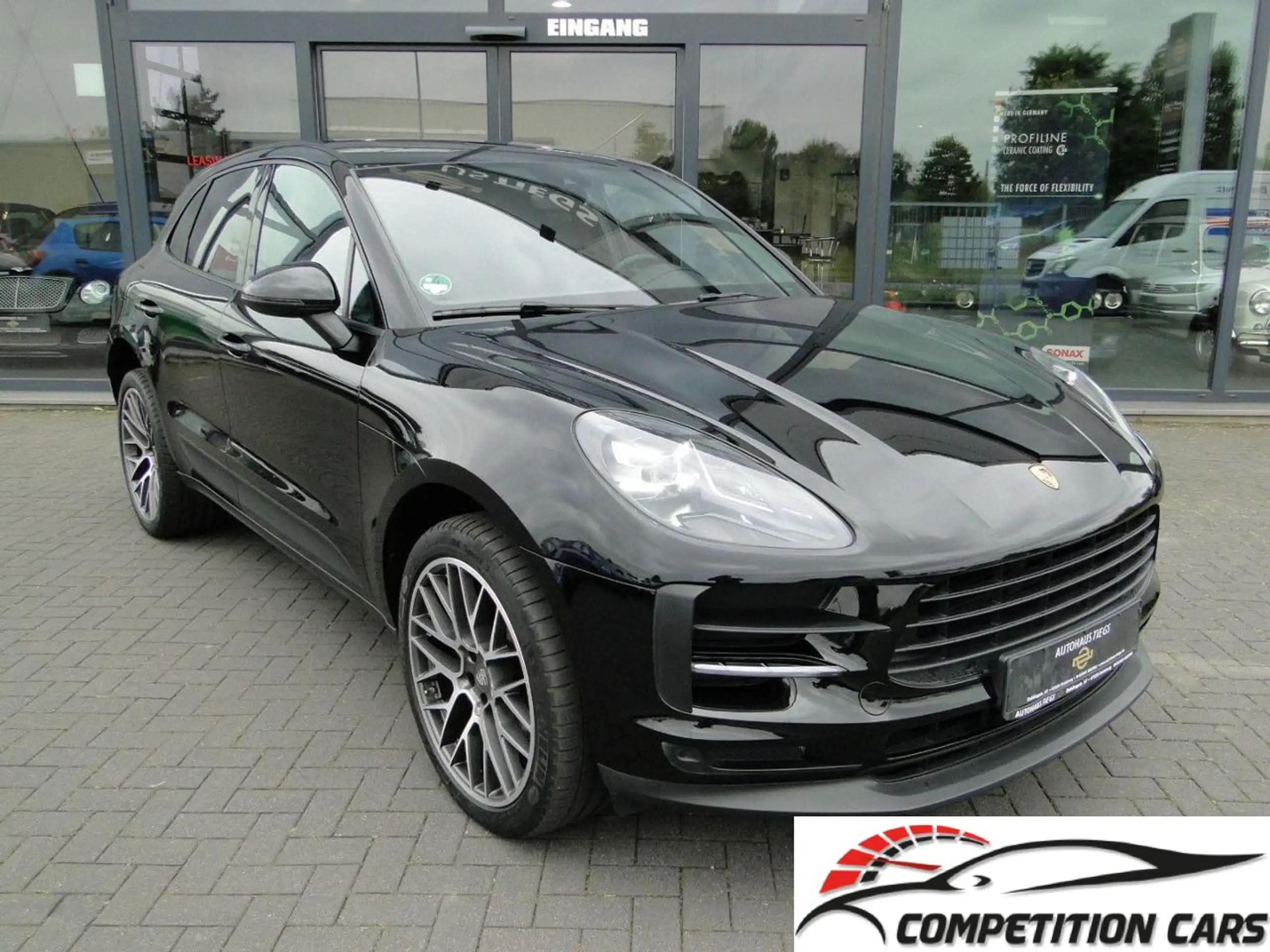 Porsche - Macan