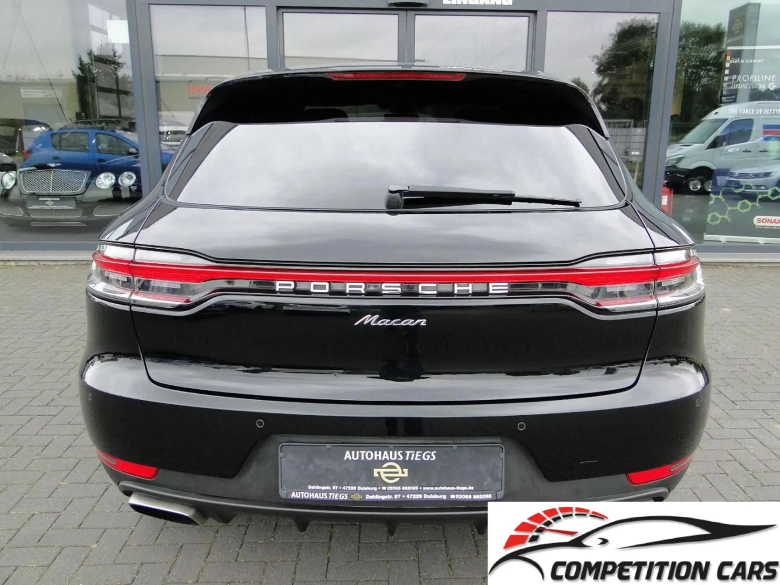 Porsche - Macan