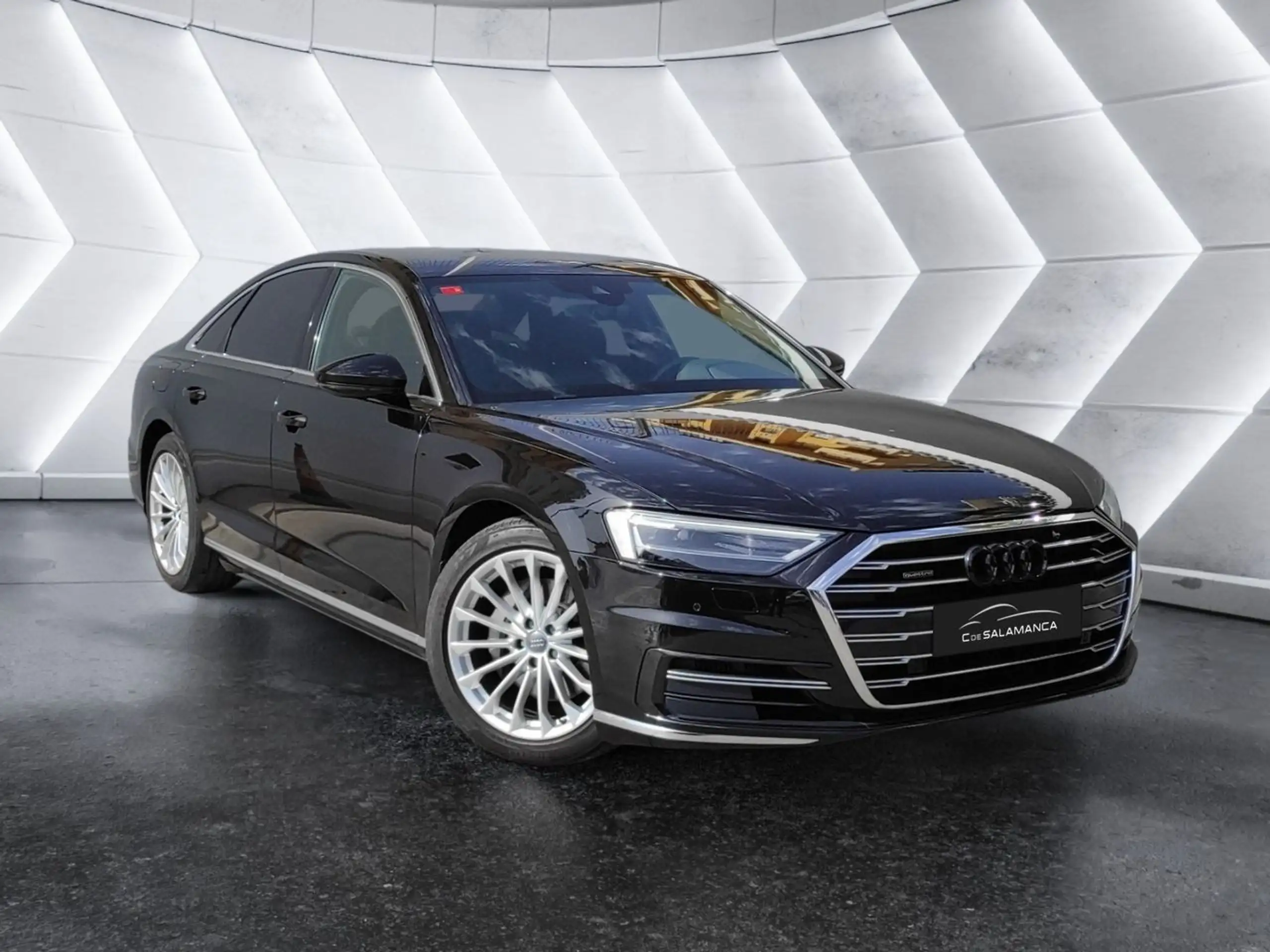 Audi - A8