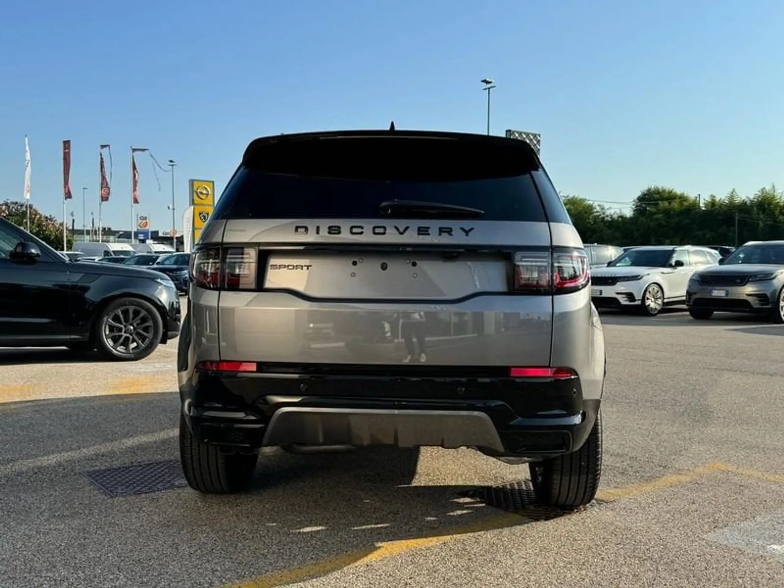 Land Rover - Discovery Sport