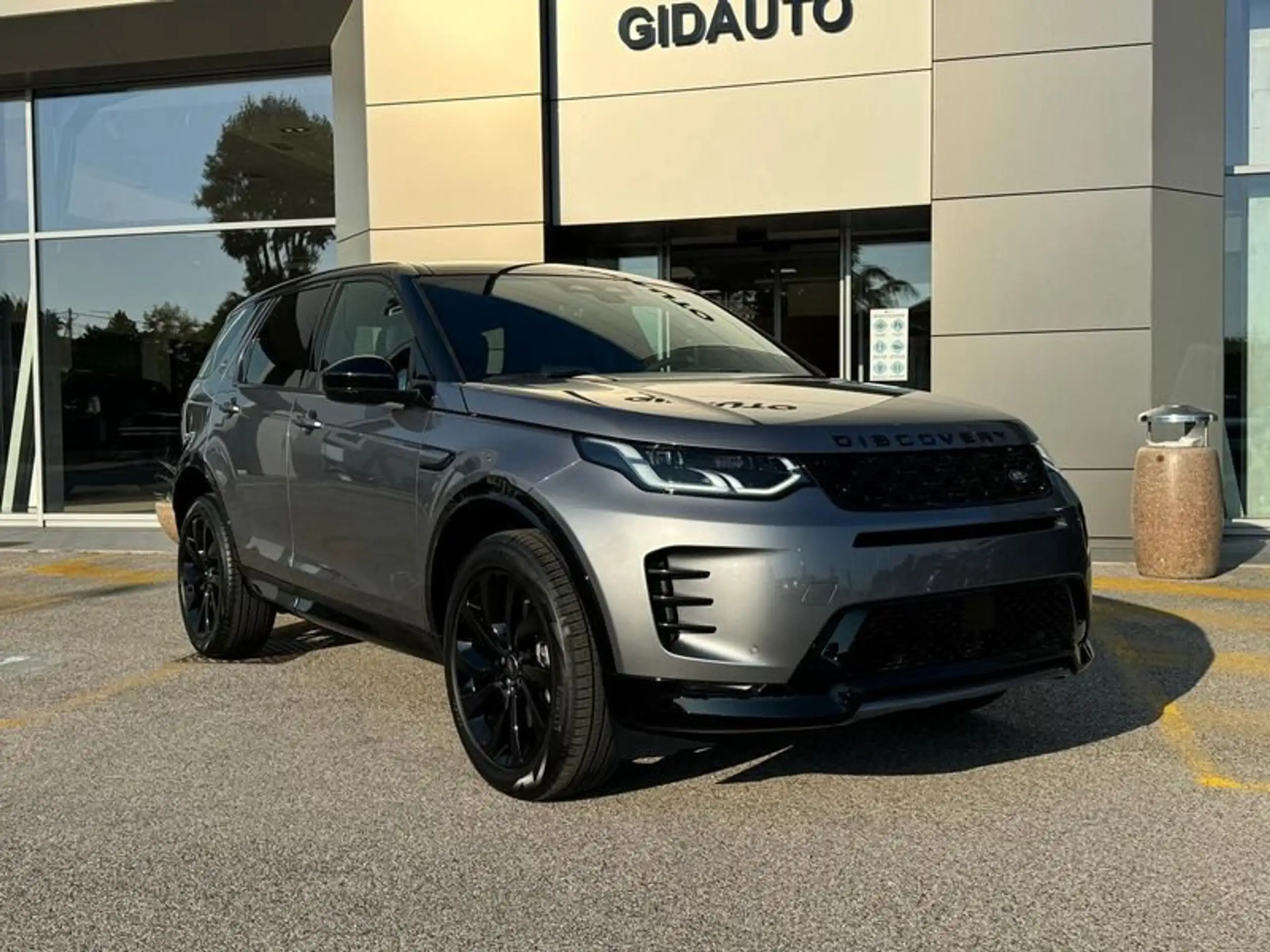 Land Rover - Discovery Sport