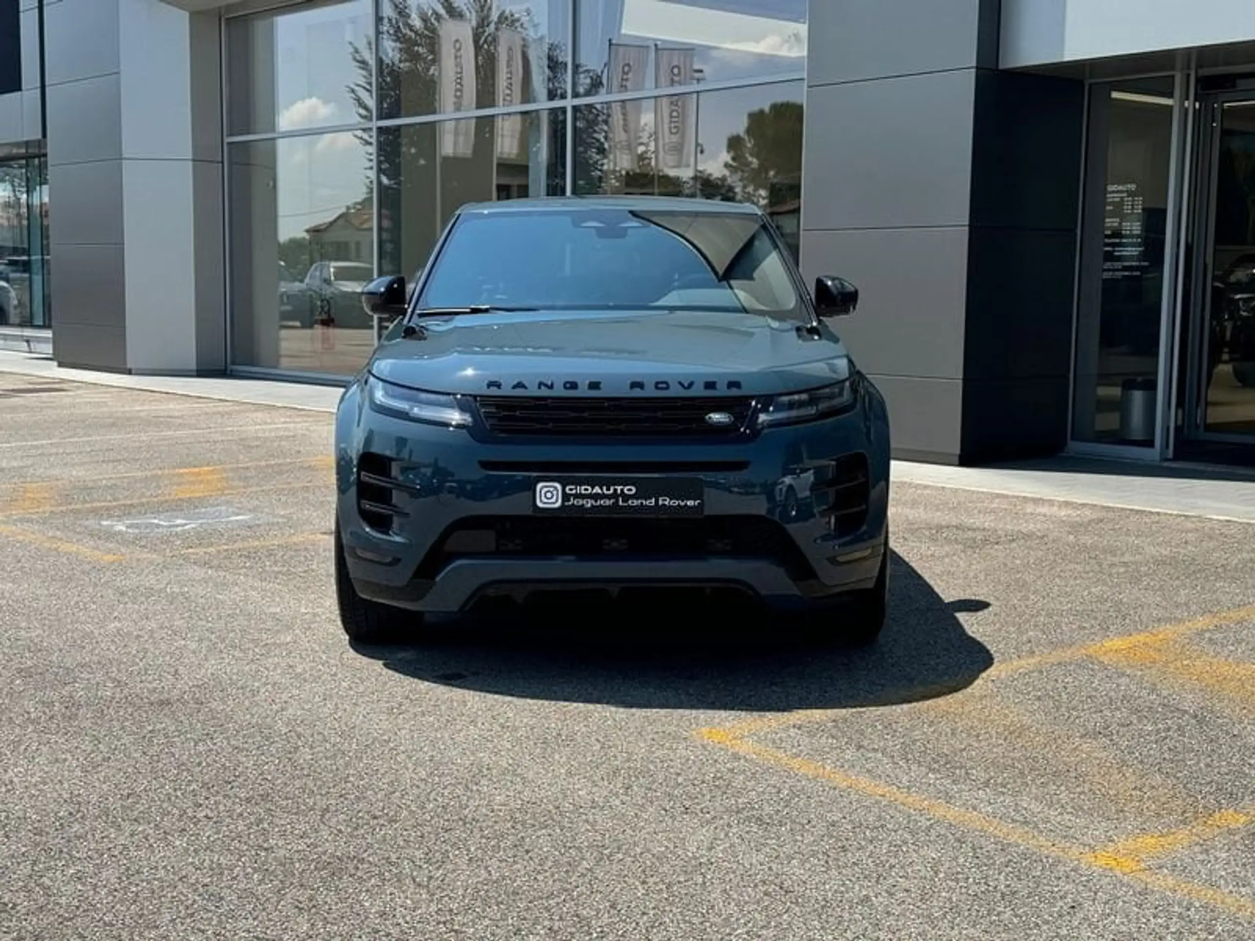 Land Rover - Range Rover Evoque