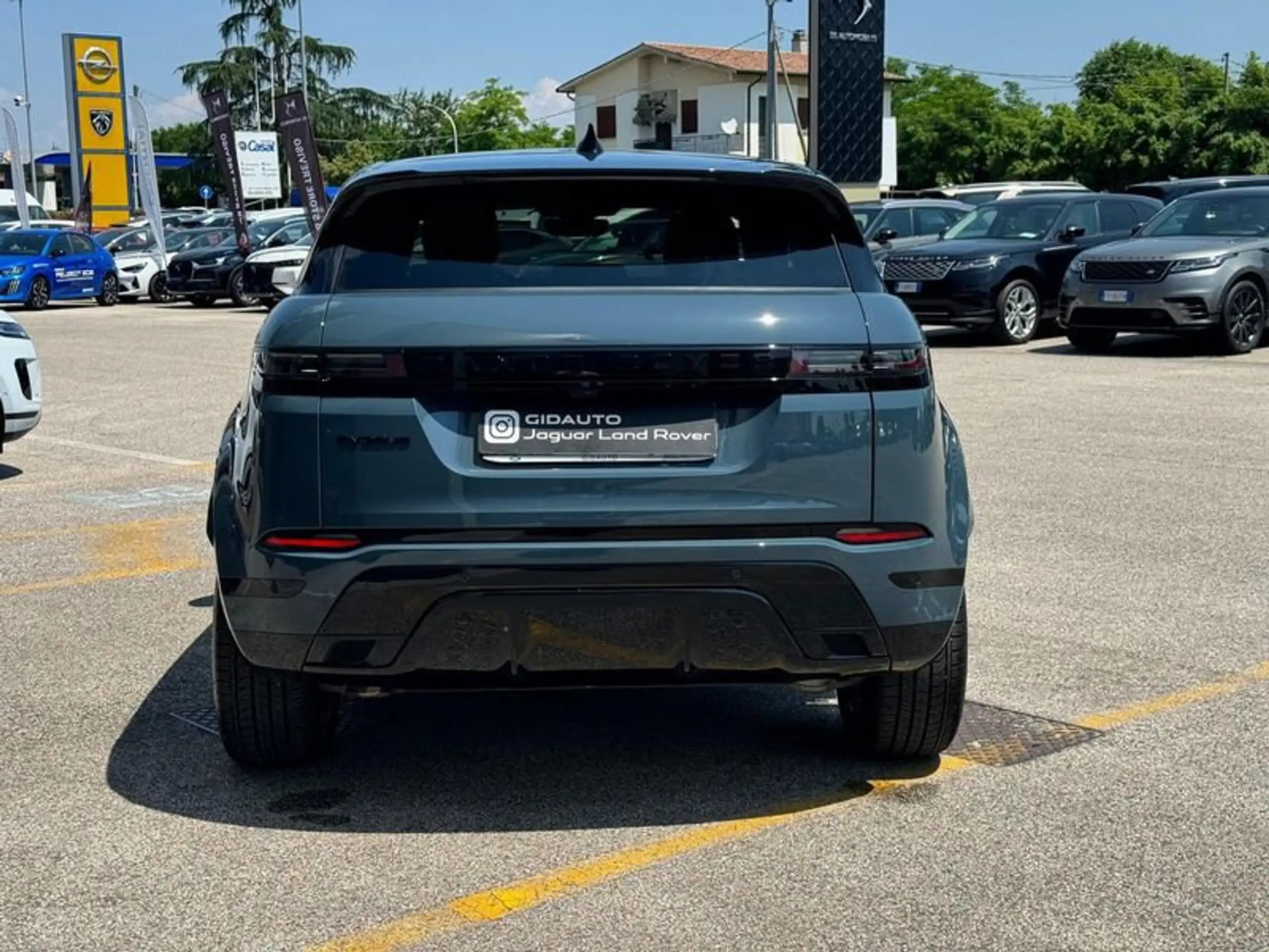 Land Rover - Range Rover Evoque