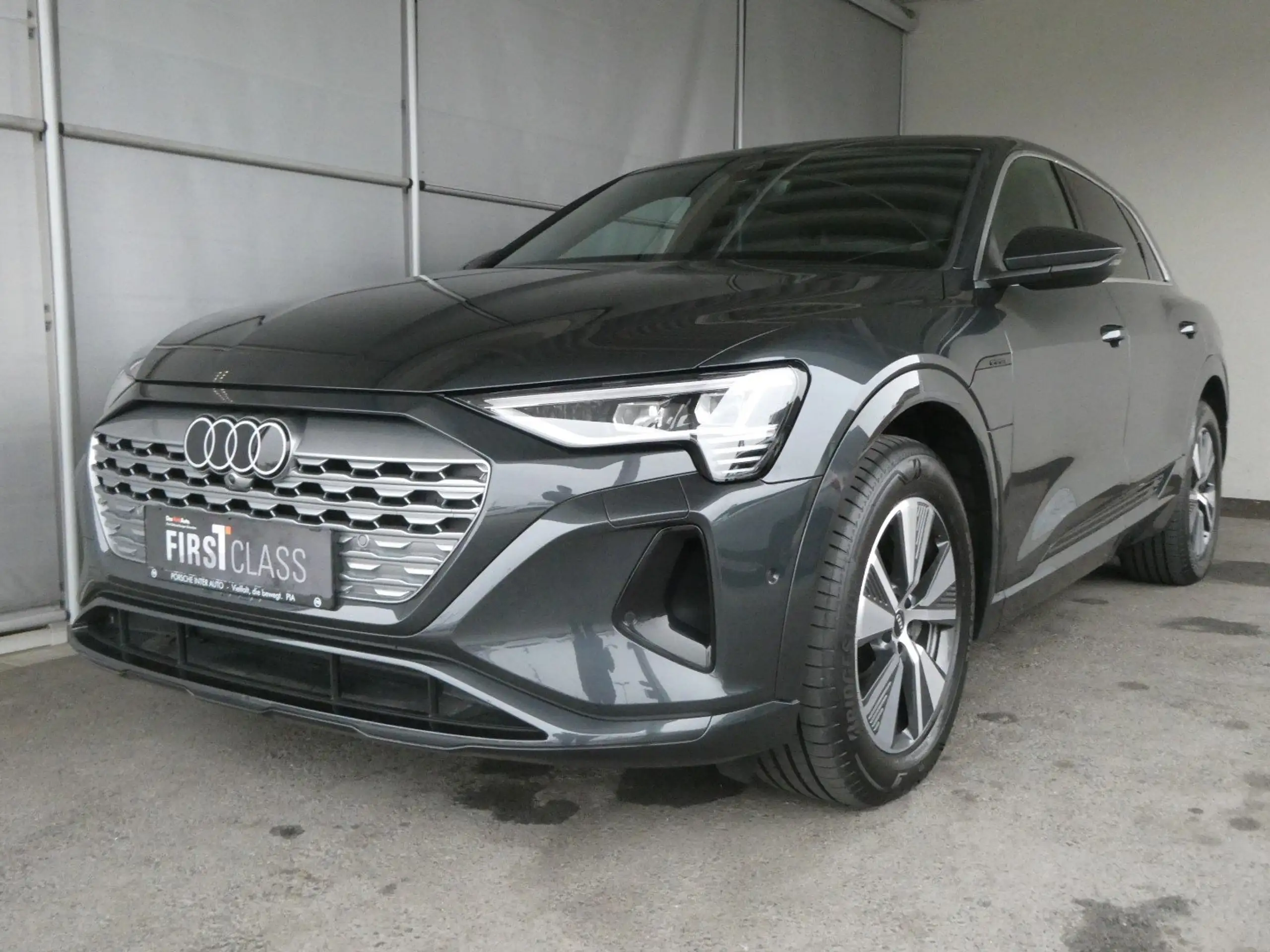 Audi Q8 2023