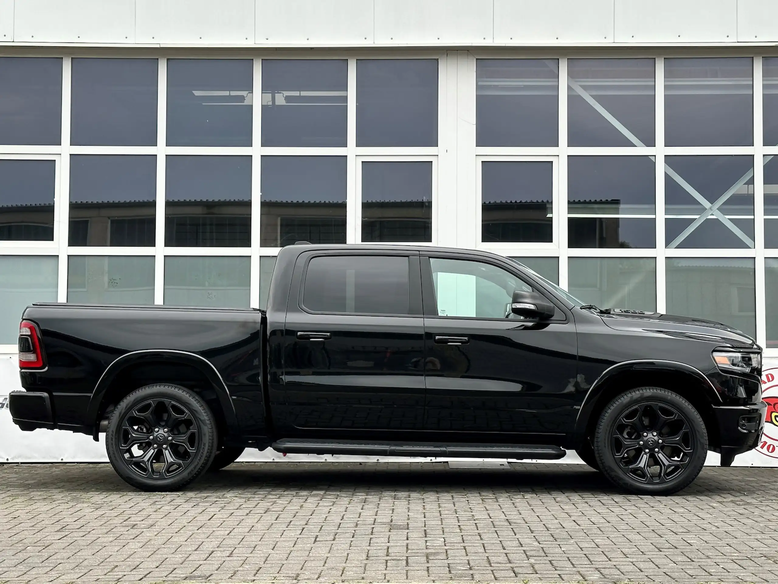 Dodge - RAM