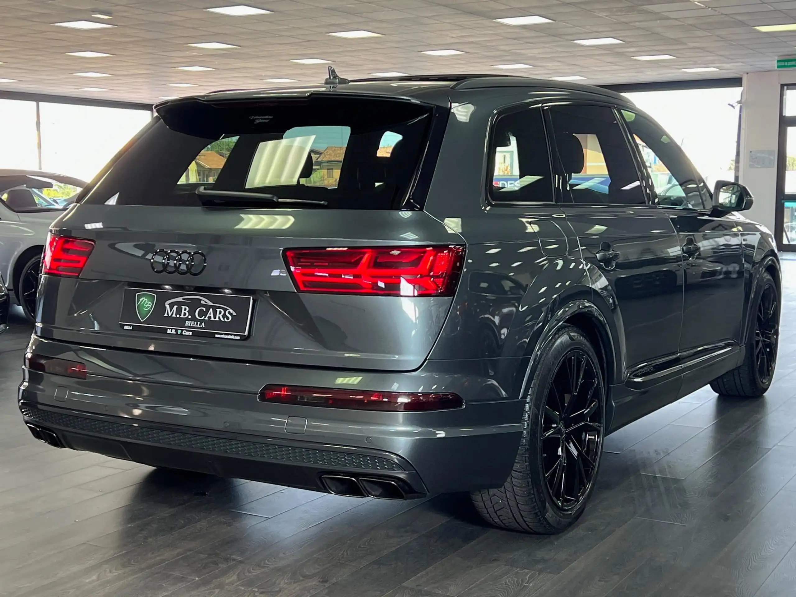 Audi - Q7