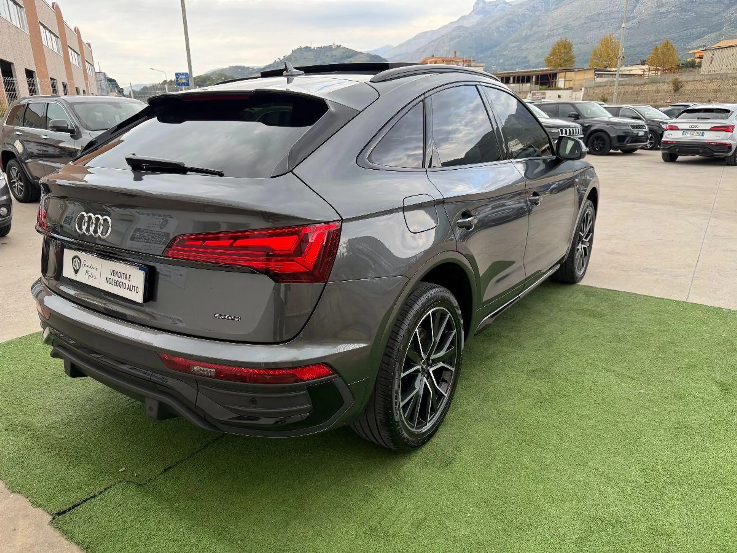 Audi - Q5