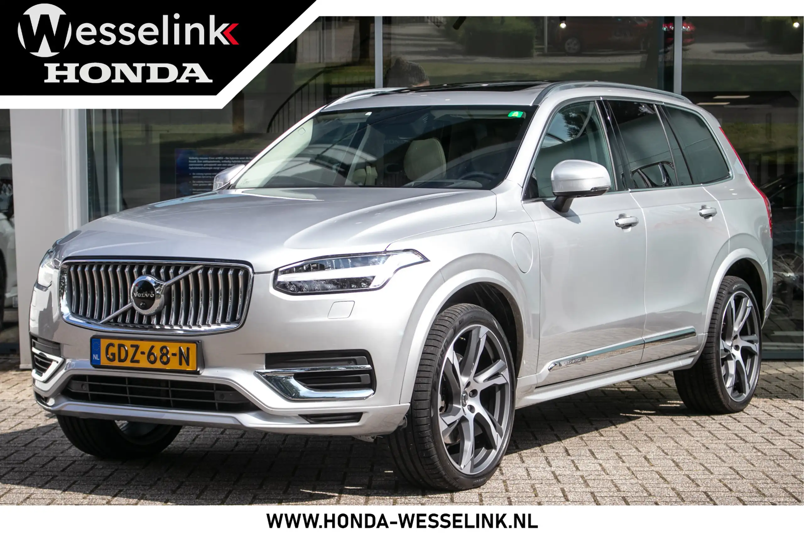 Volvo - XC90