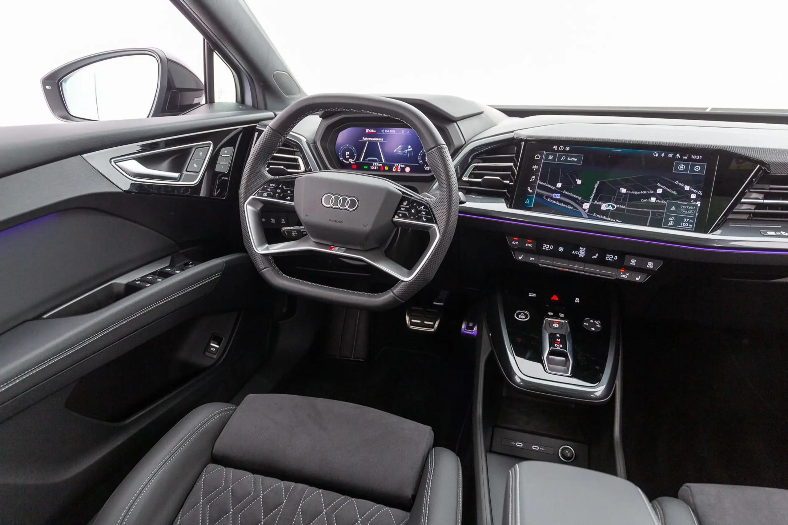 Audi - Q4 e-tron