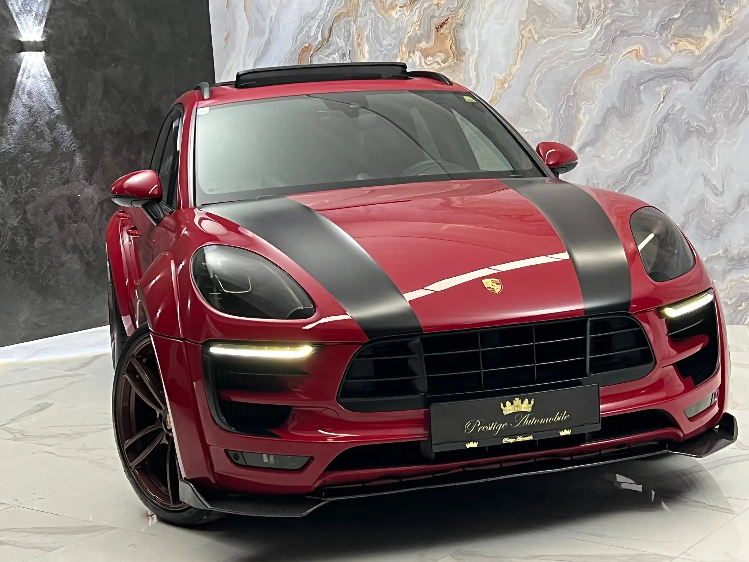 Porsche - Macan