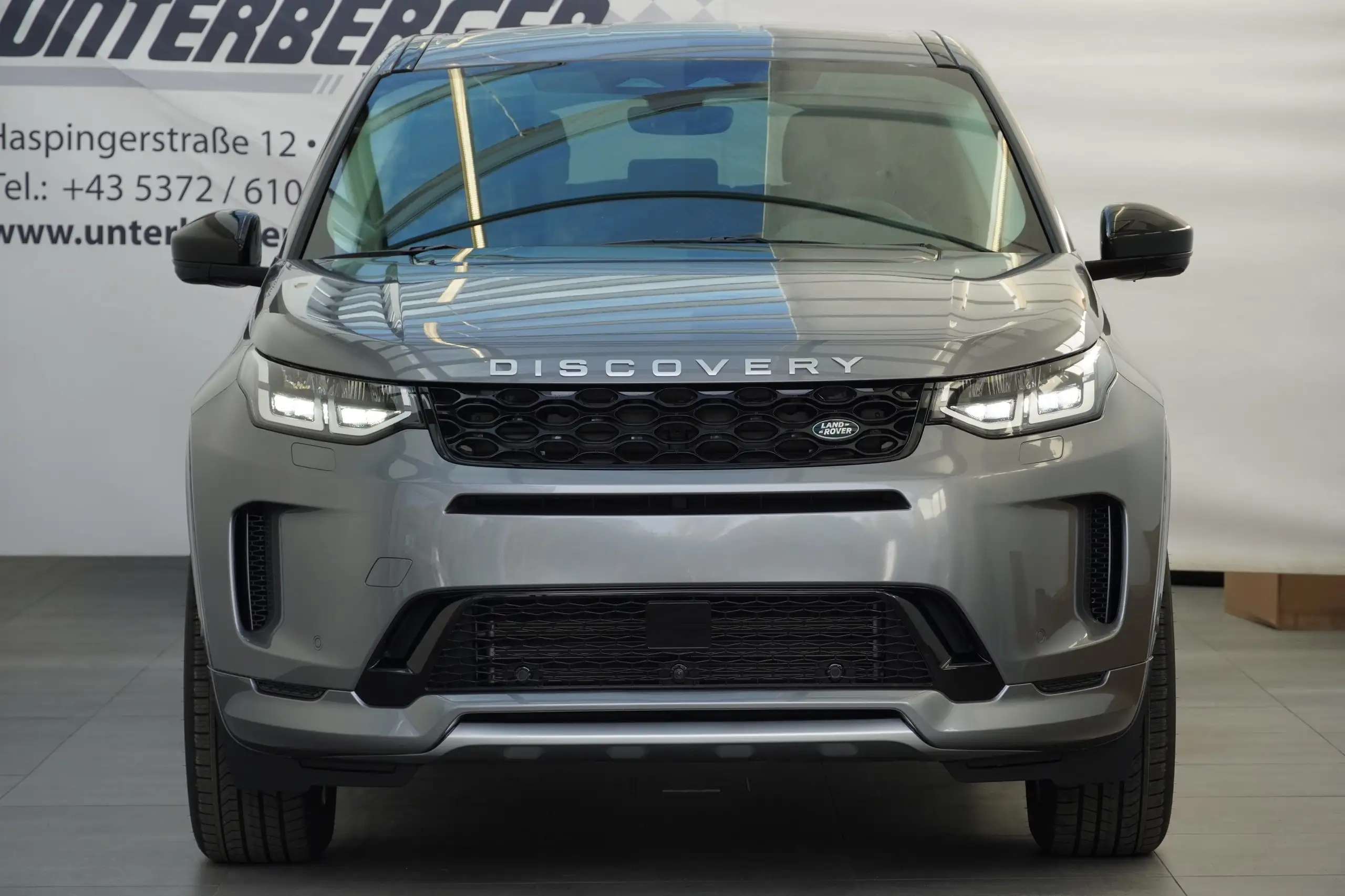 Land Rover - Discovery Sport