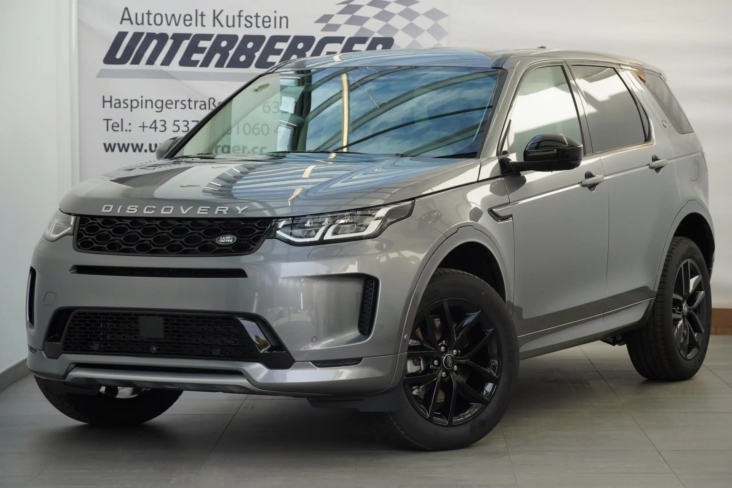 Land Rover - Discovery Sport