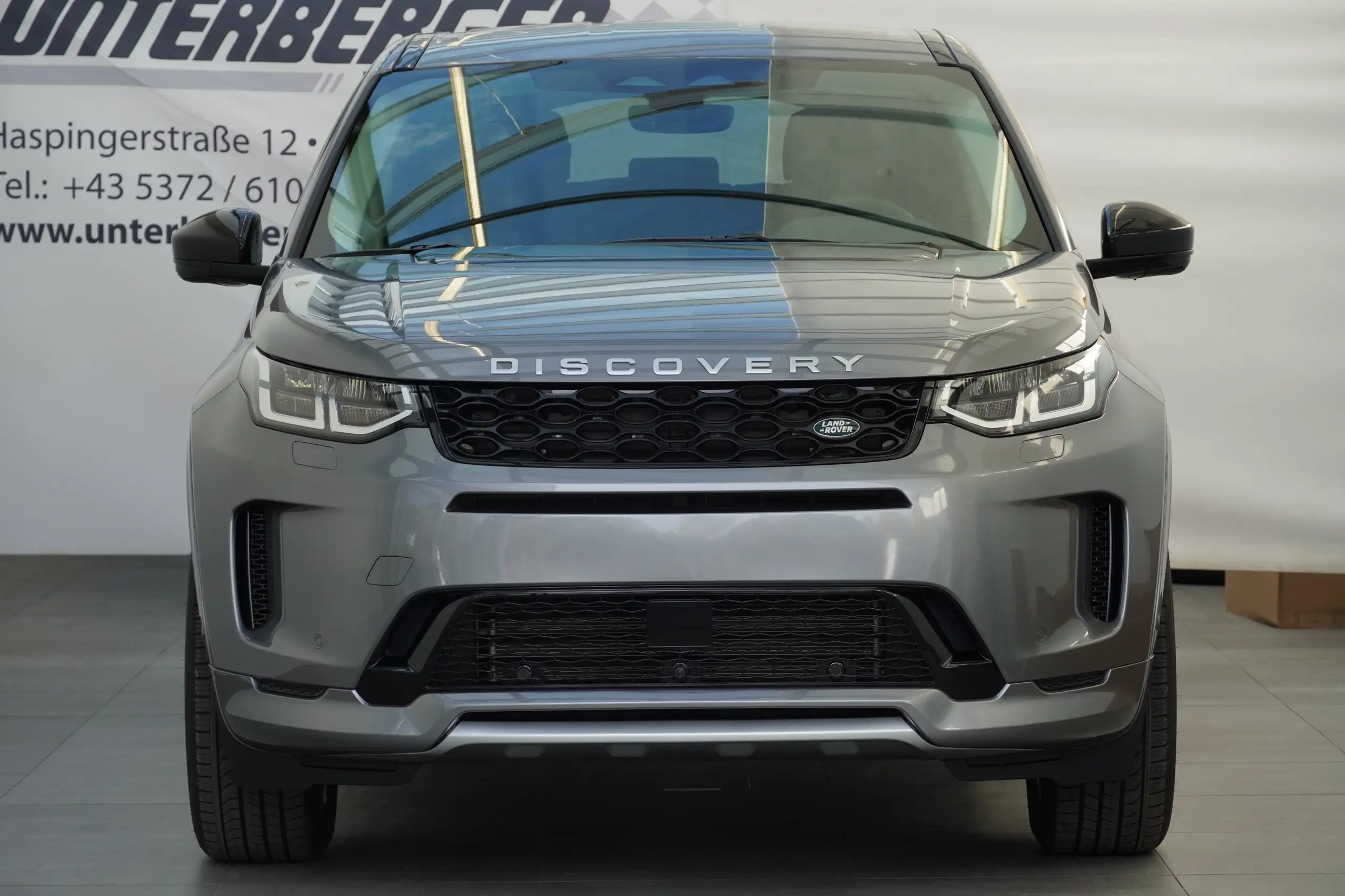 Land Rover - Discovery Sport