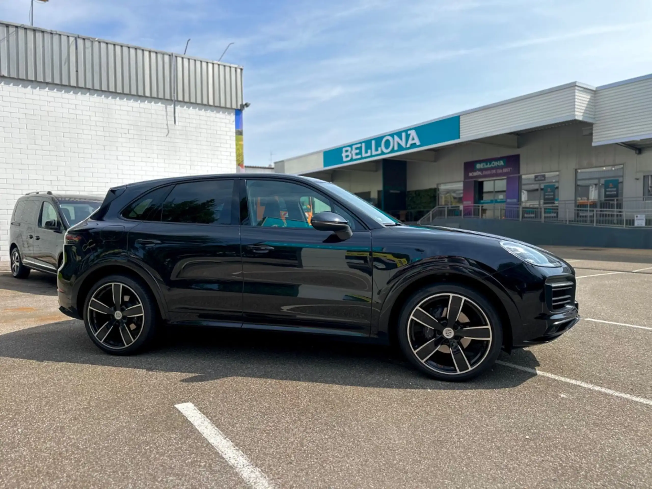 Porsche - Cayenne