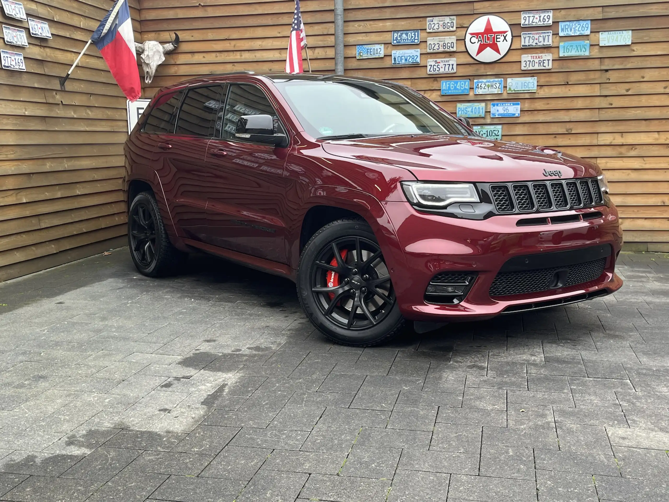 Jeep - Grand Cherokee