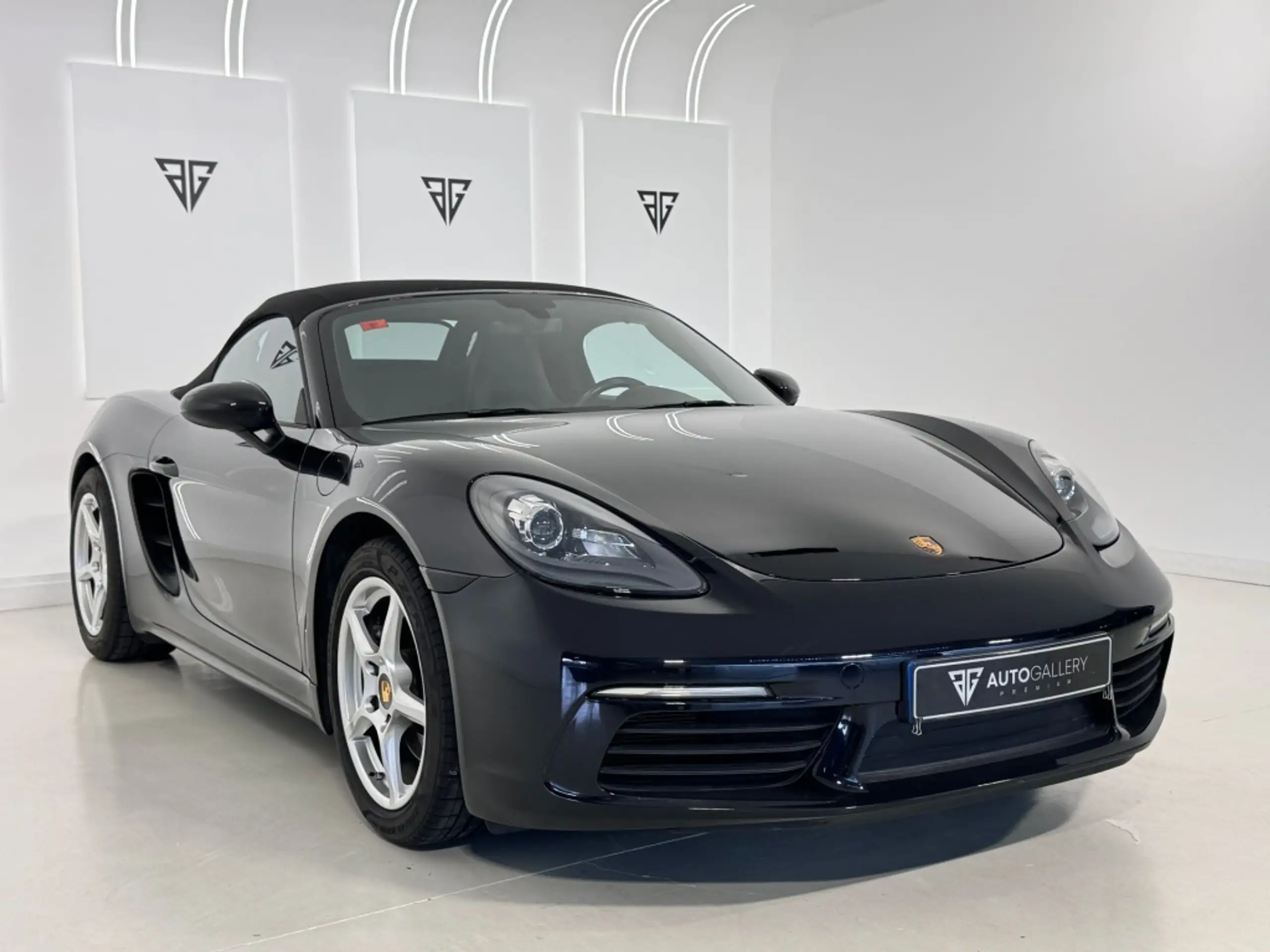 Porsche - Boxster