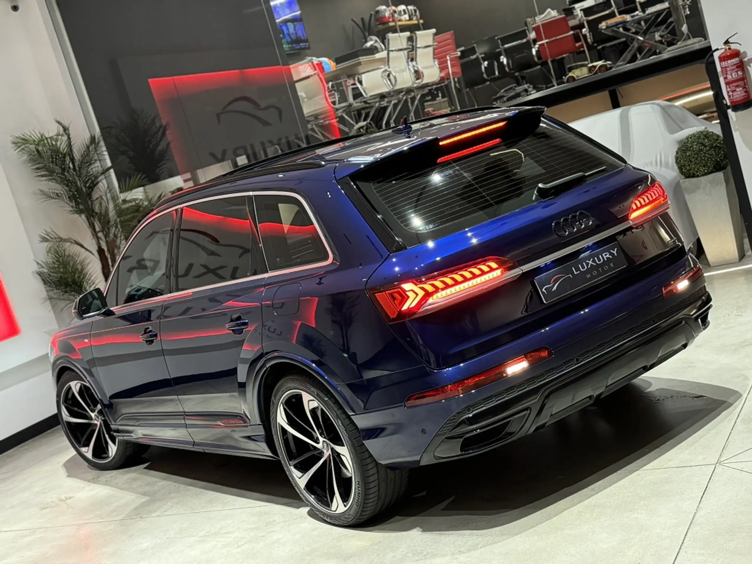 Audi - Q7