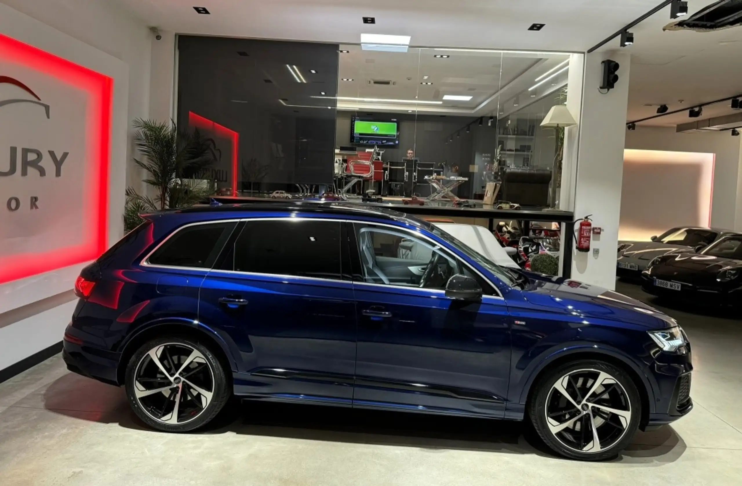 Audi - Q7