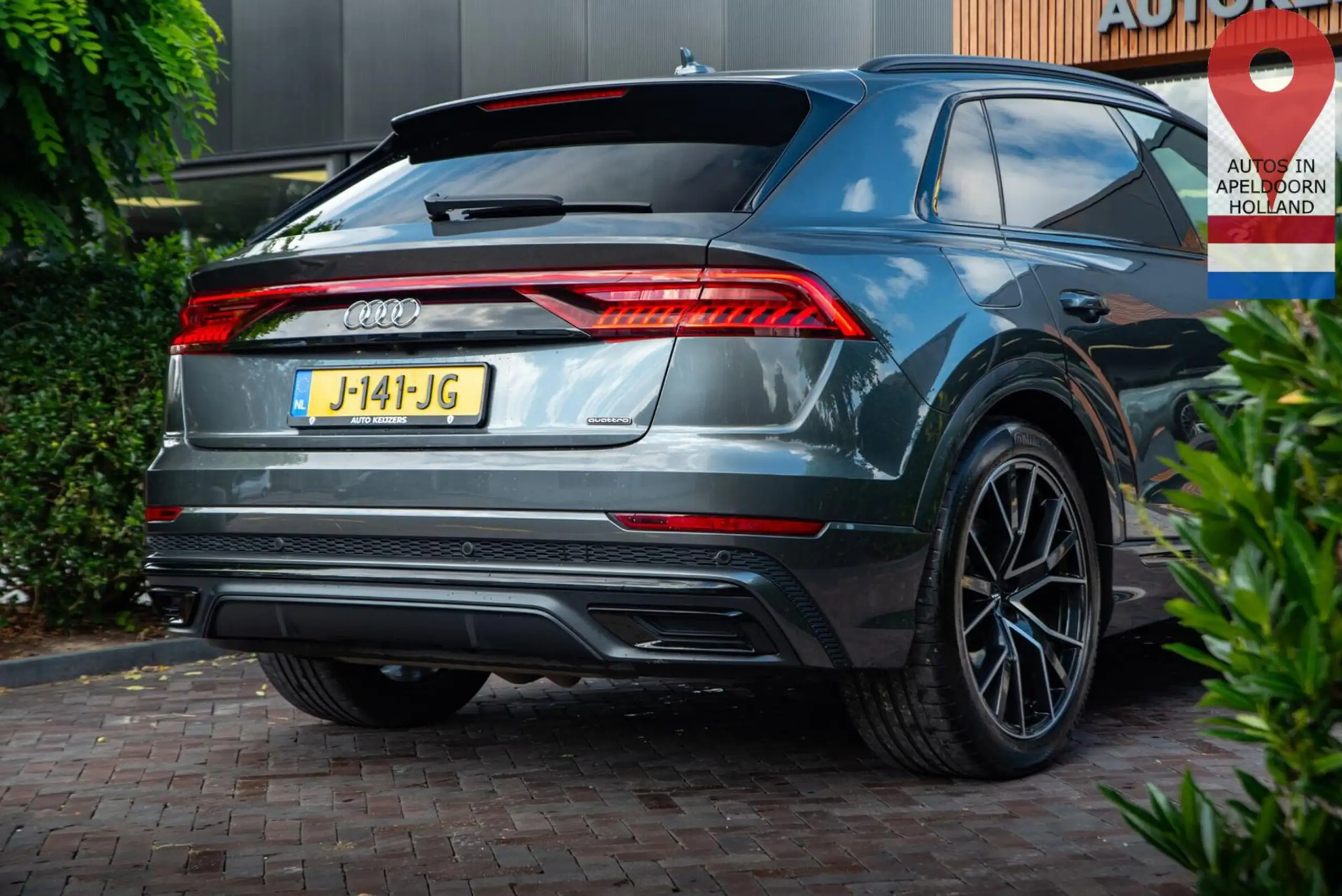 Audi - Q8