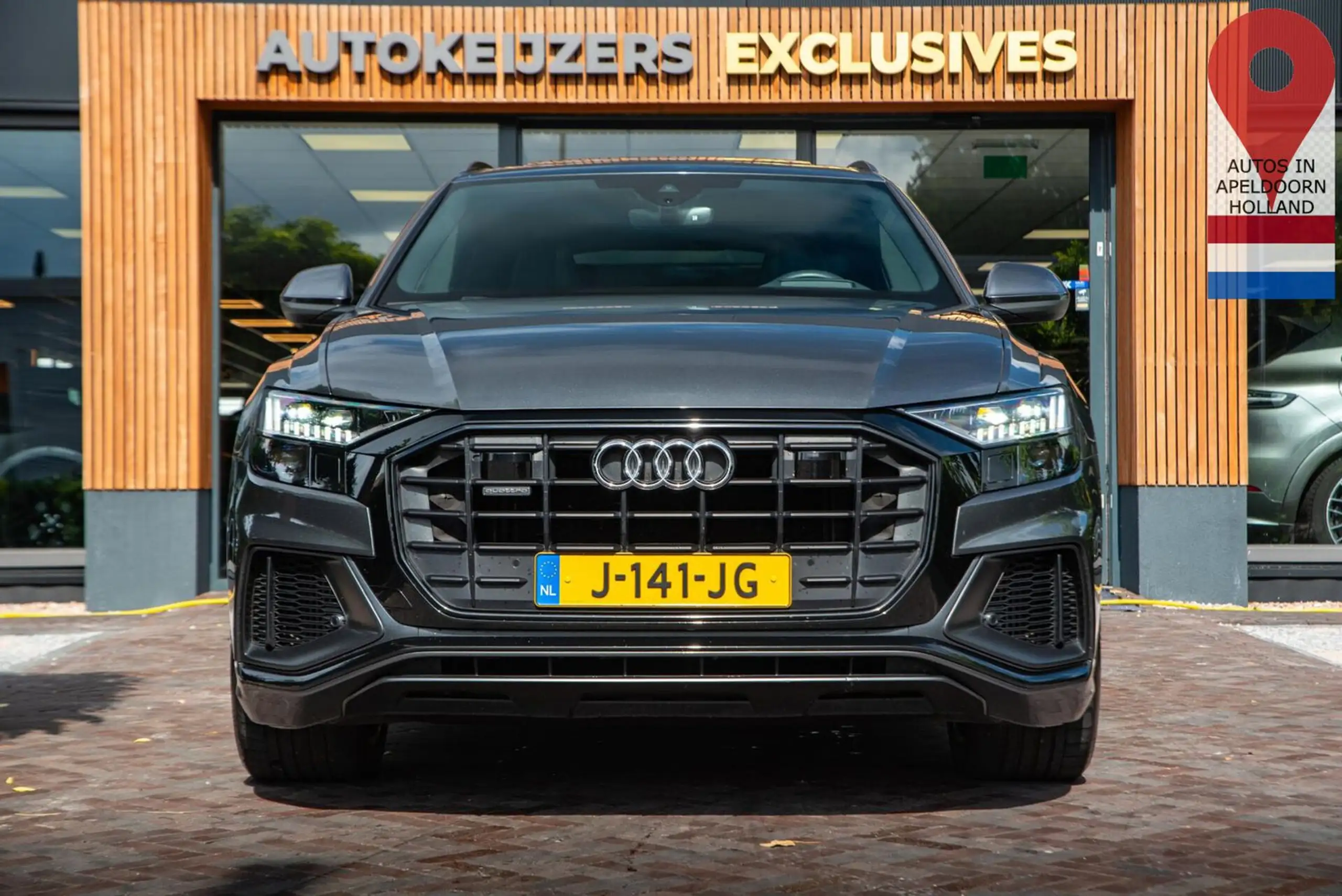 Audi - Q8