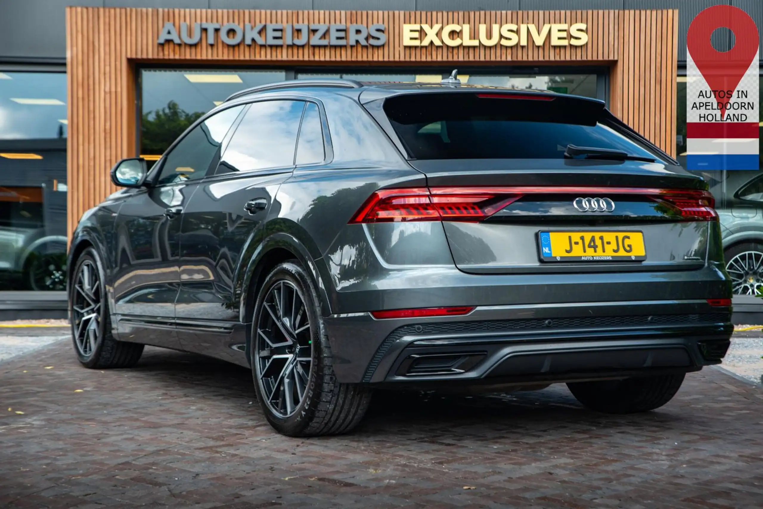 Audi - Q8