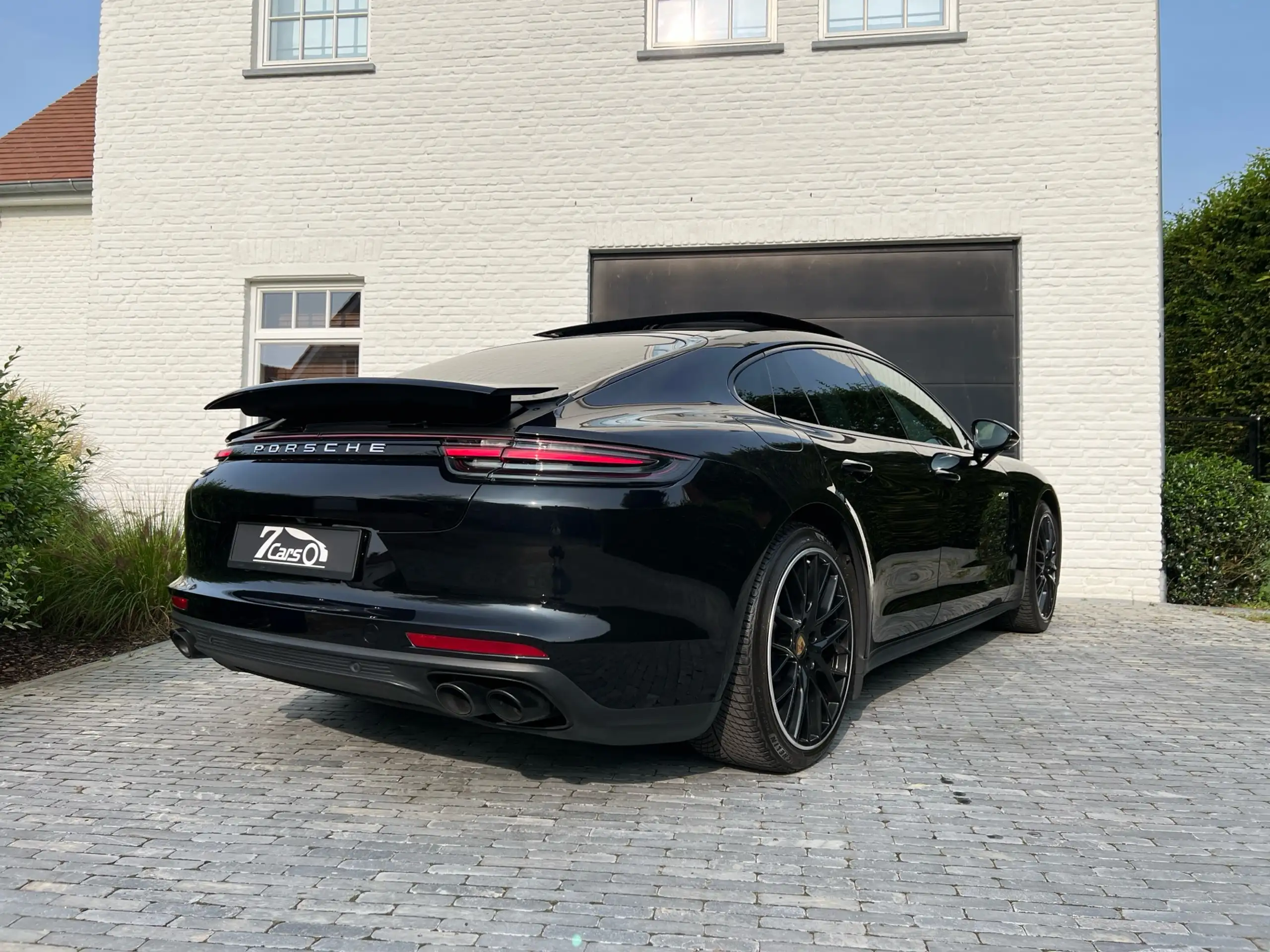 Porsche - Panamera