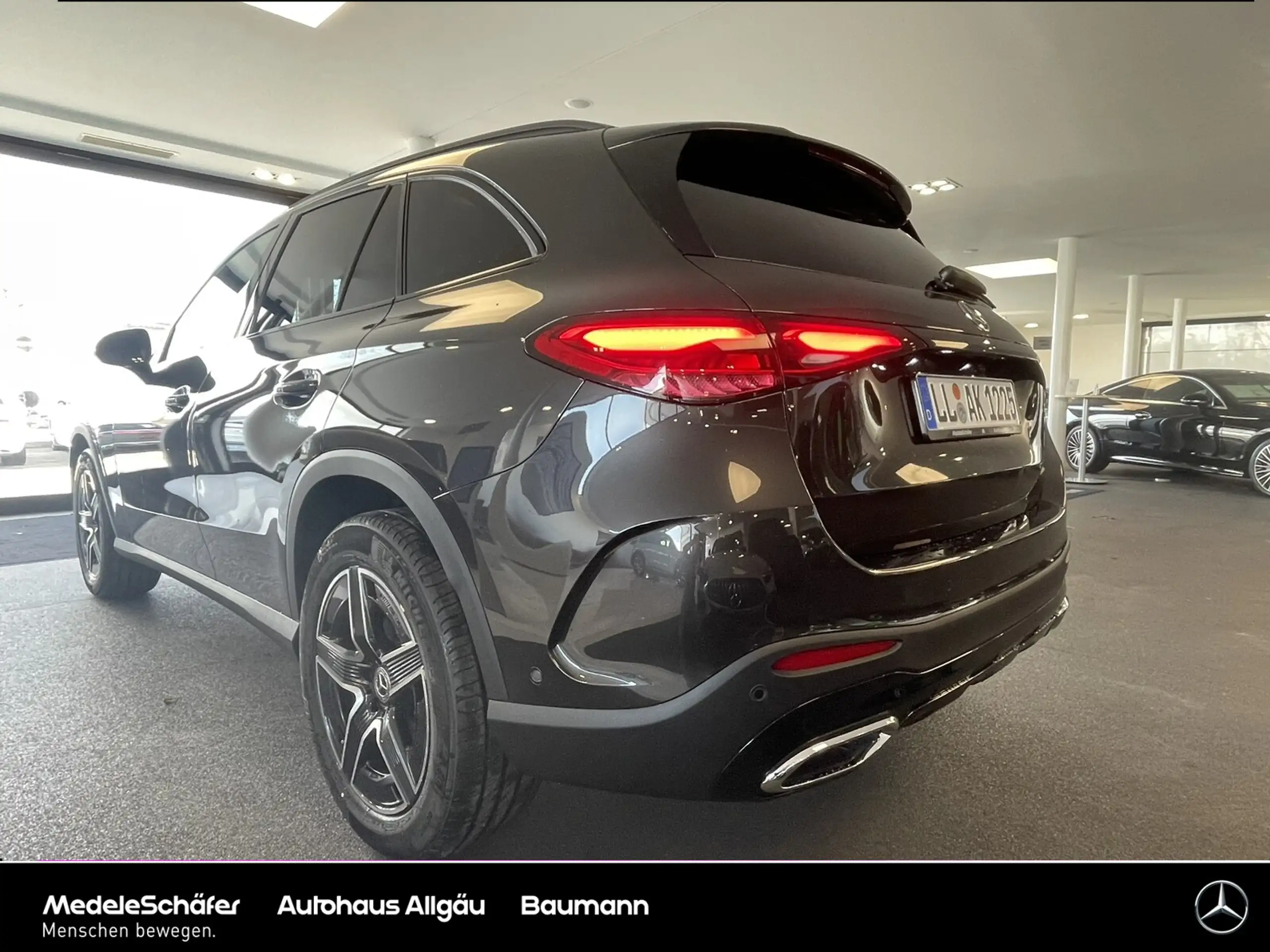 Mercedes-Benz - GLC 220