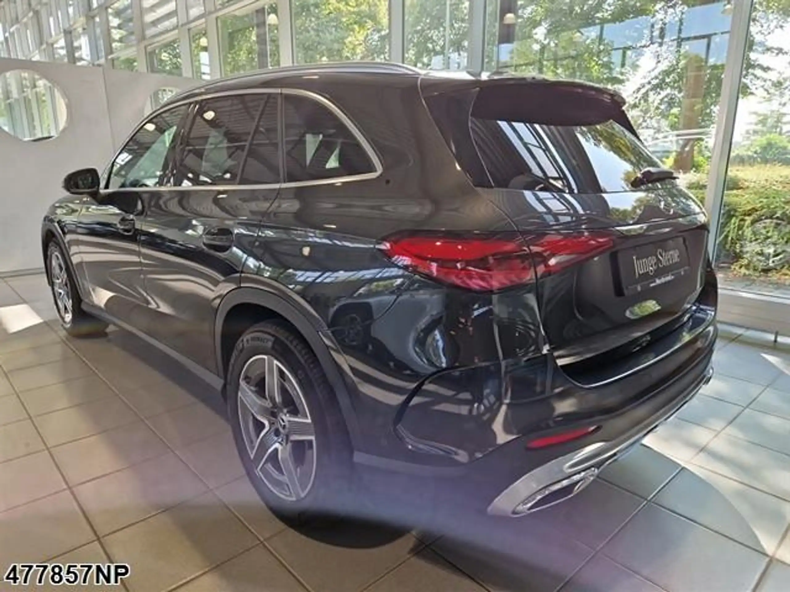 Mercedes-Benz - GLC 220