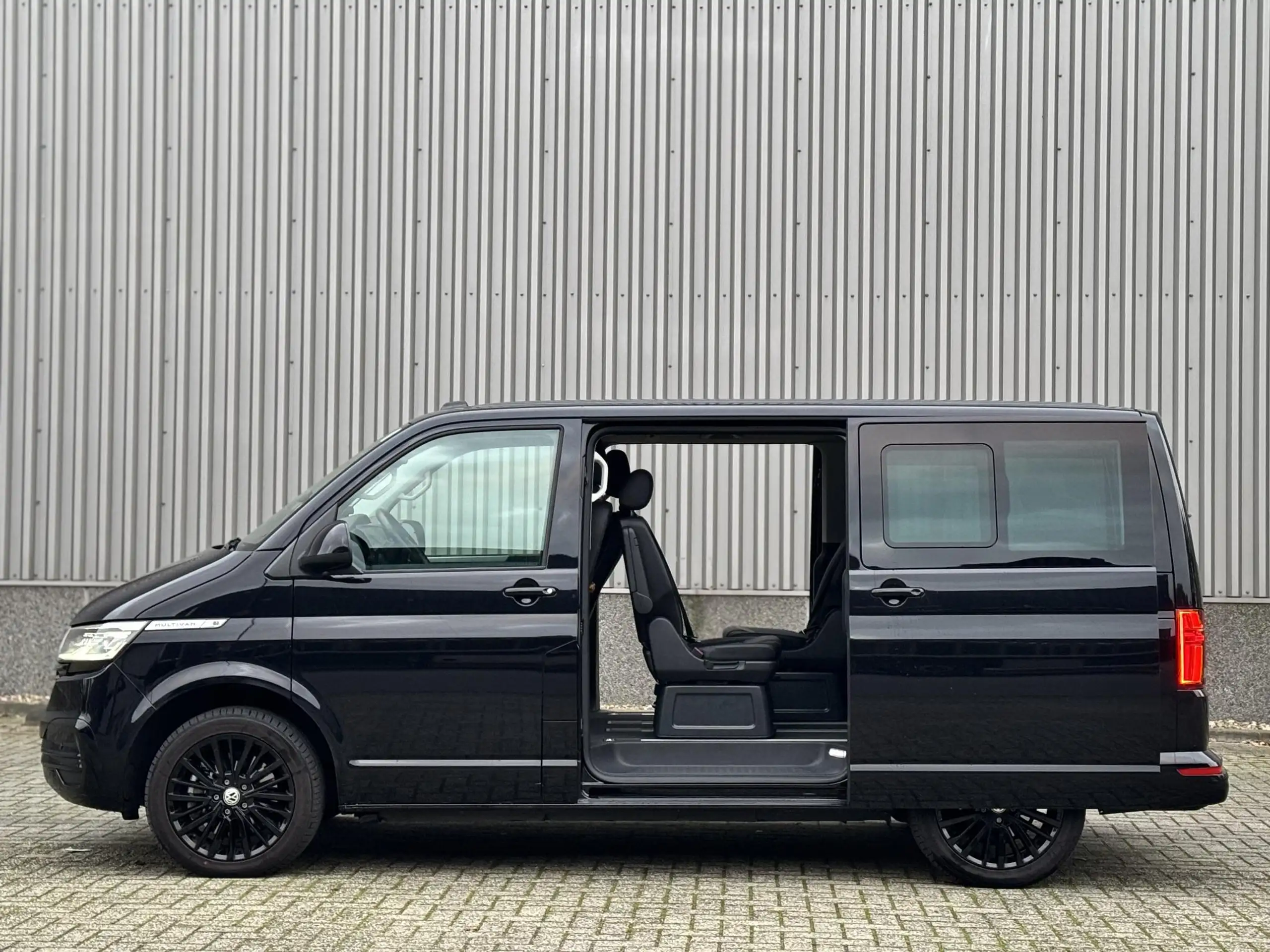 Volkswagen - Transporter