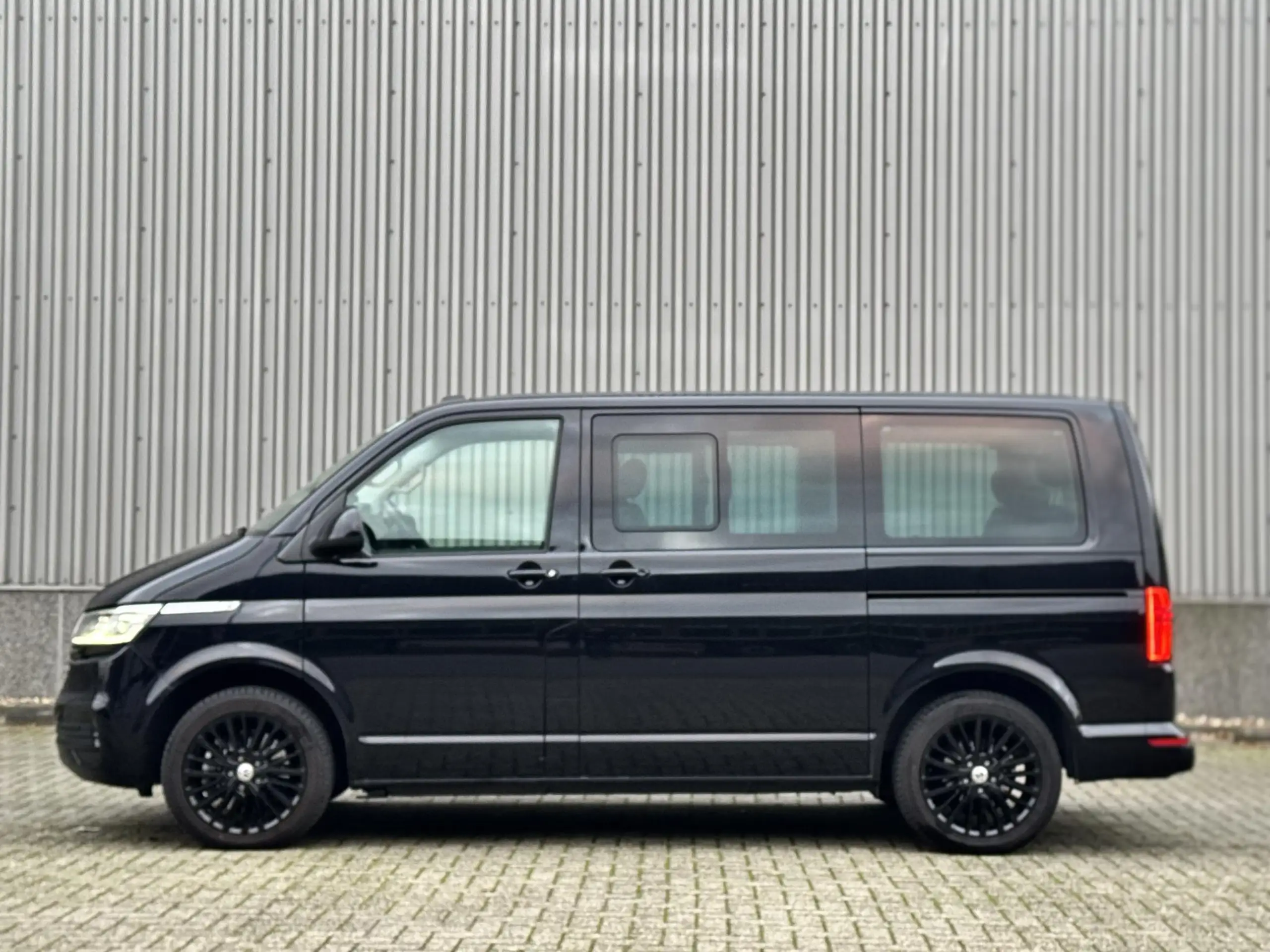 Volkswagen - Transporter