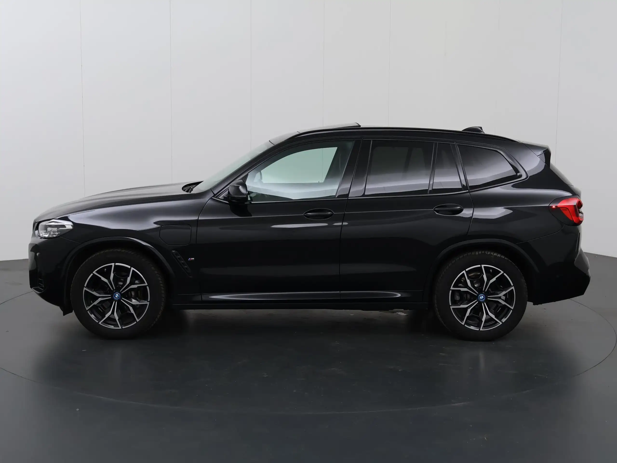 BMW - X3