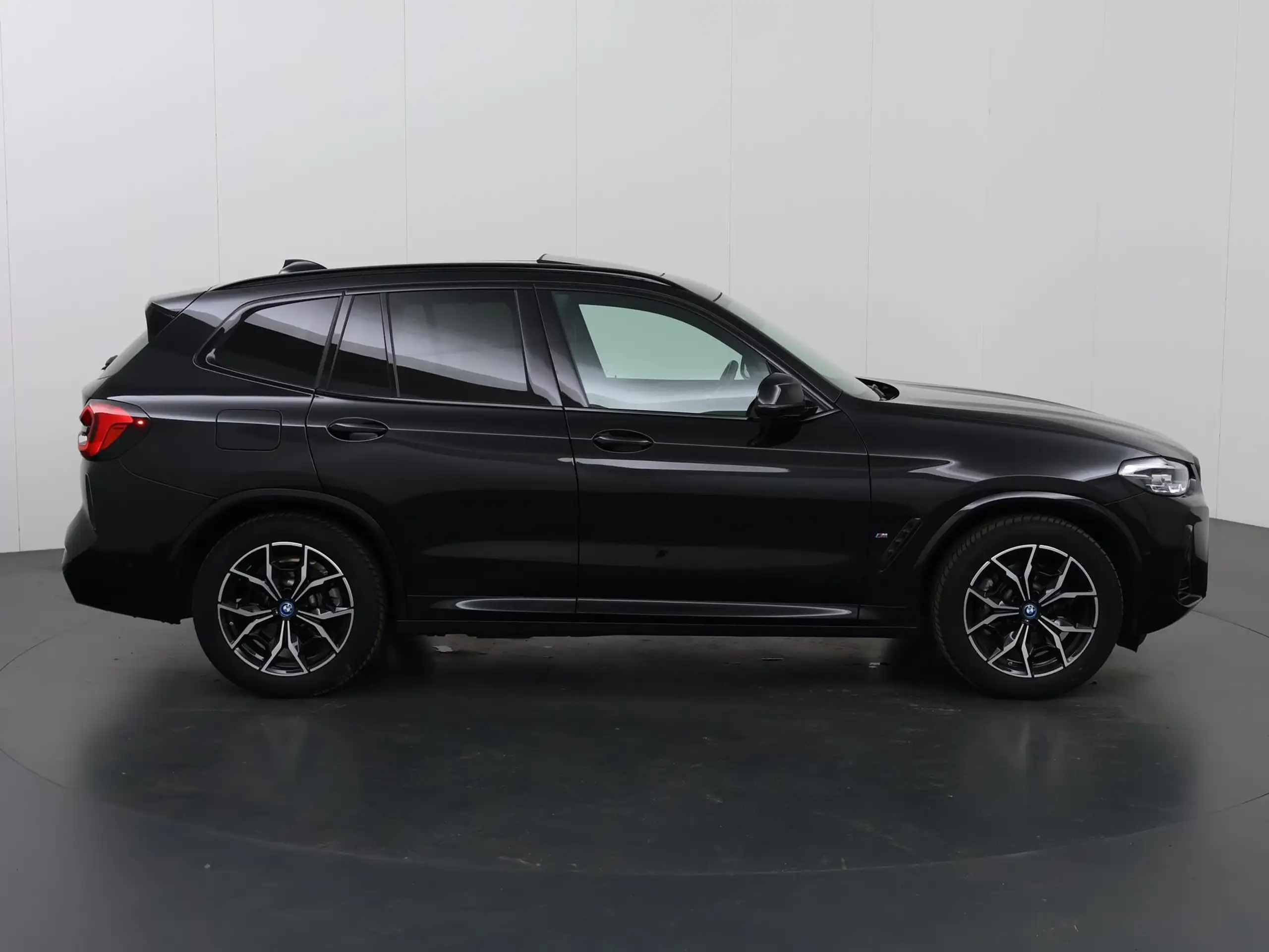 BMW - X3