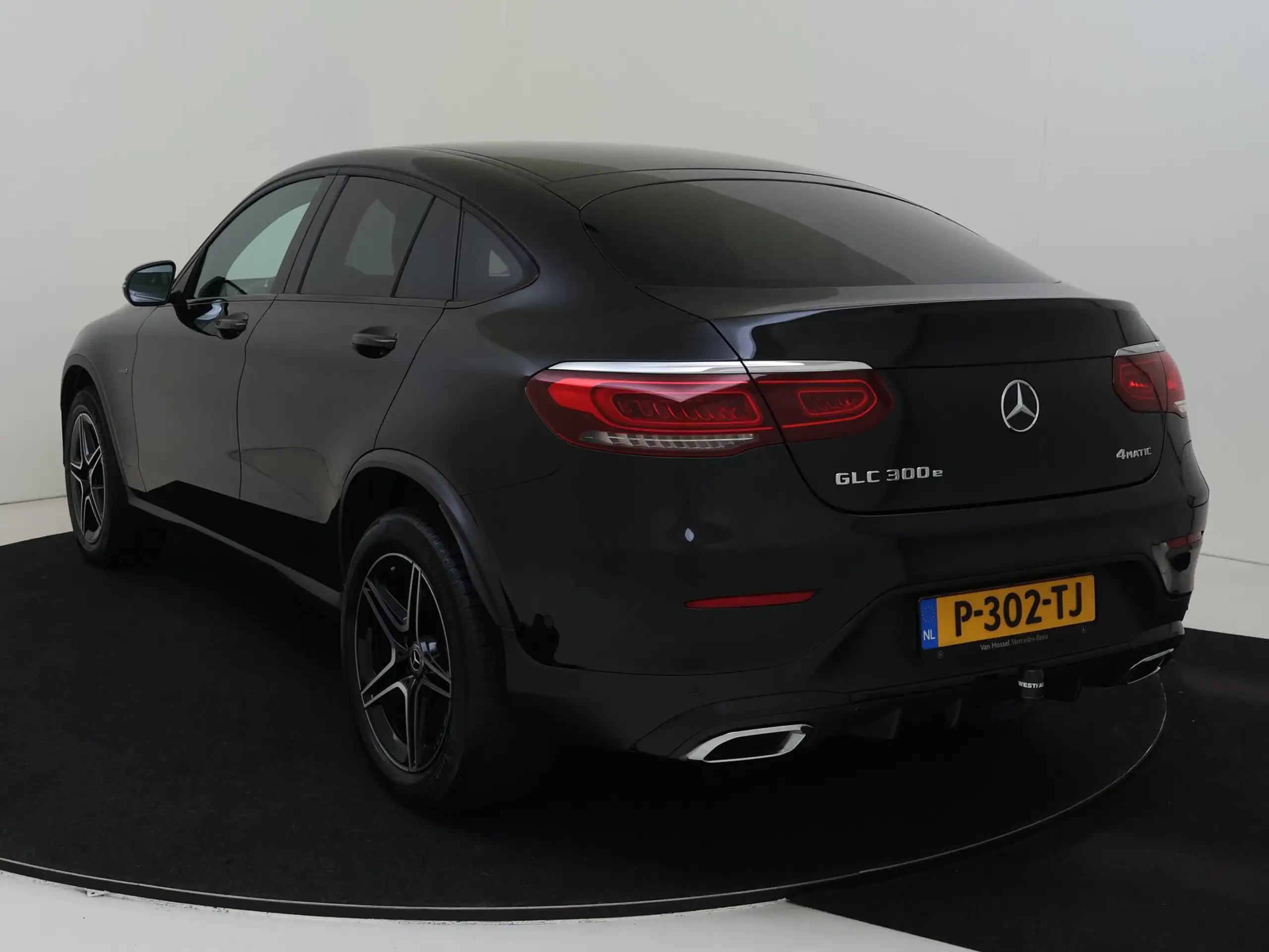 Mercedes-Benz - GLC 300