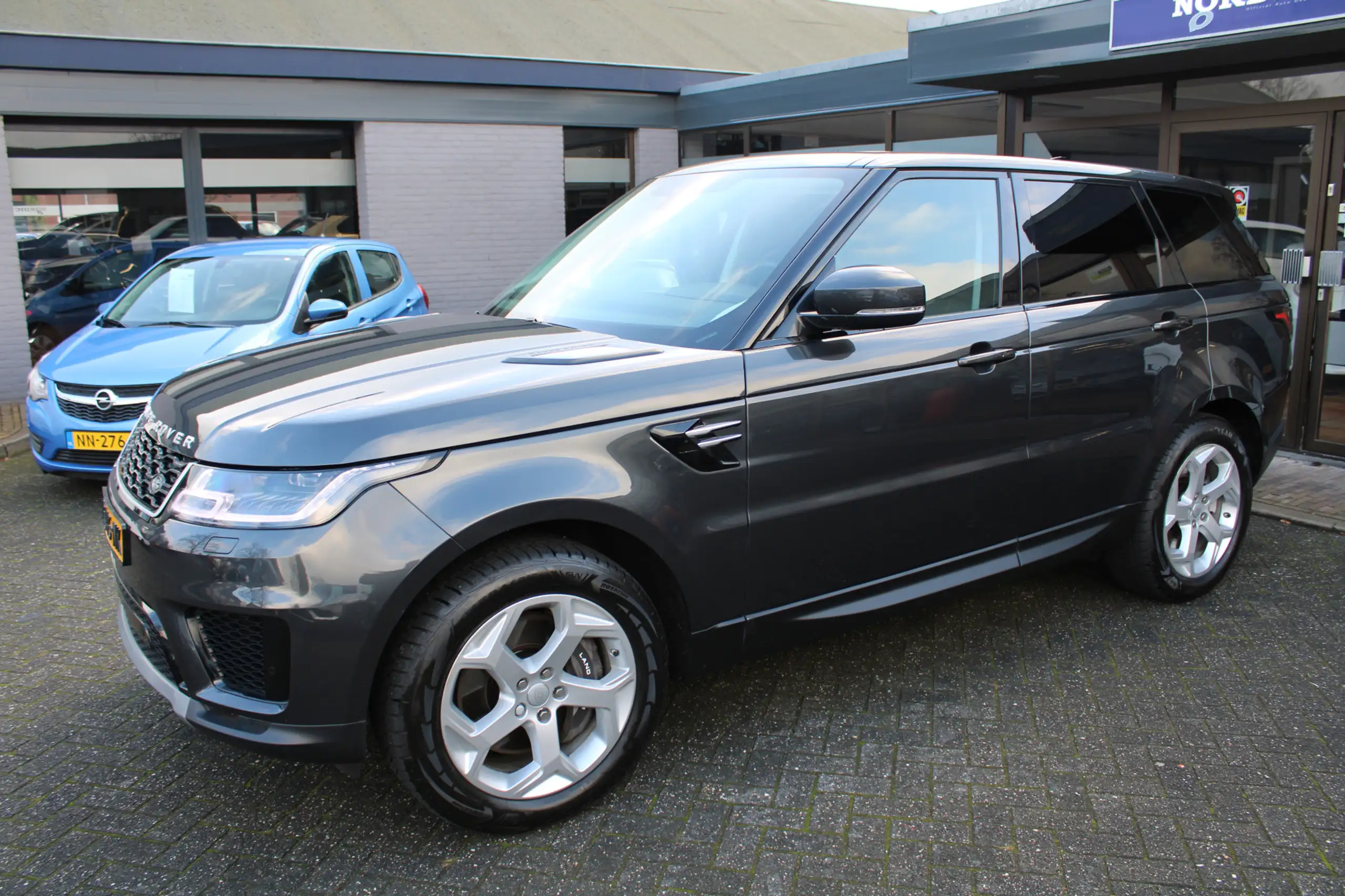 Land Rover - Range Rover Sport