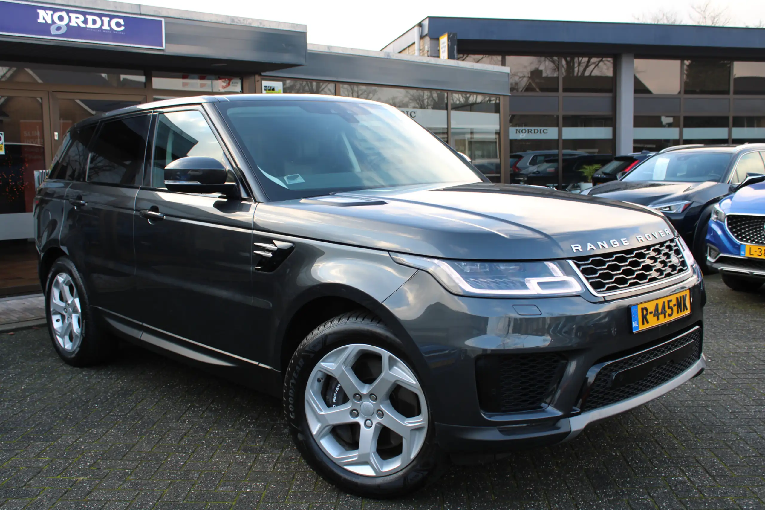 Land Rover - Range Rover Sport