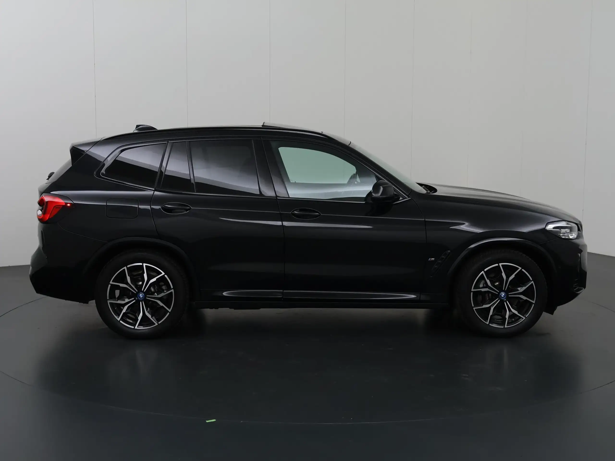 BMW - X3