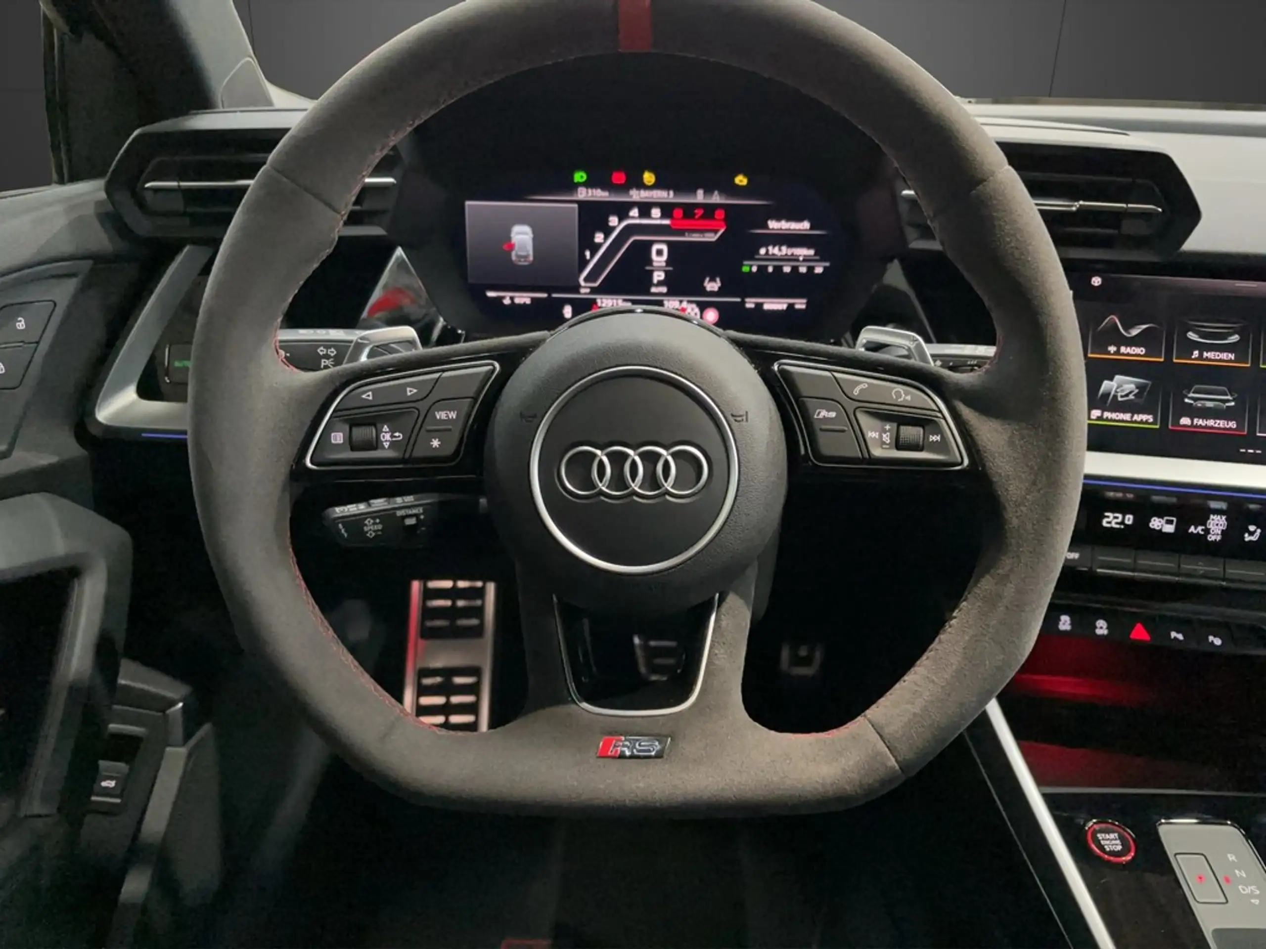 Audi - RS3