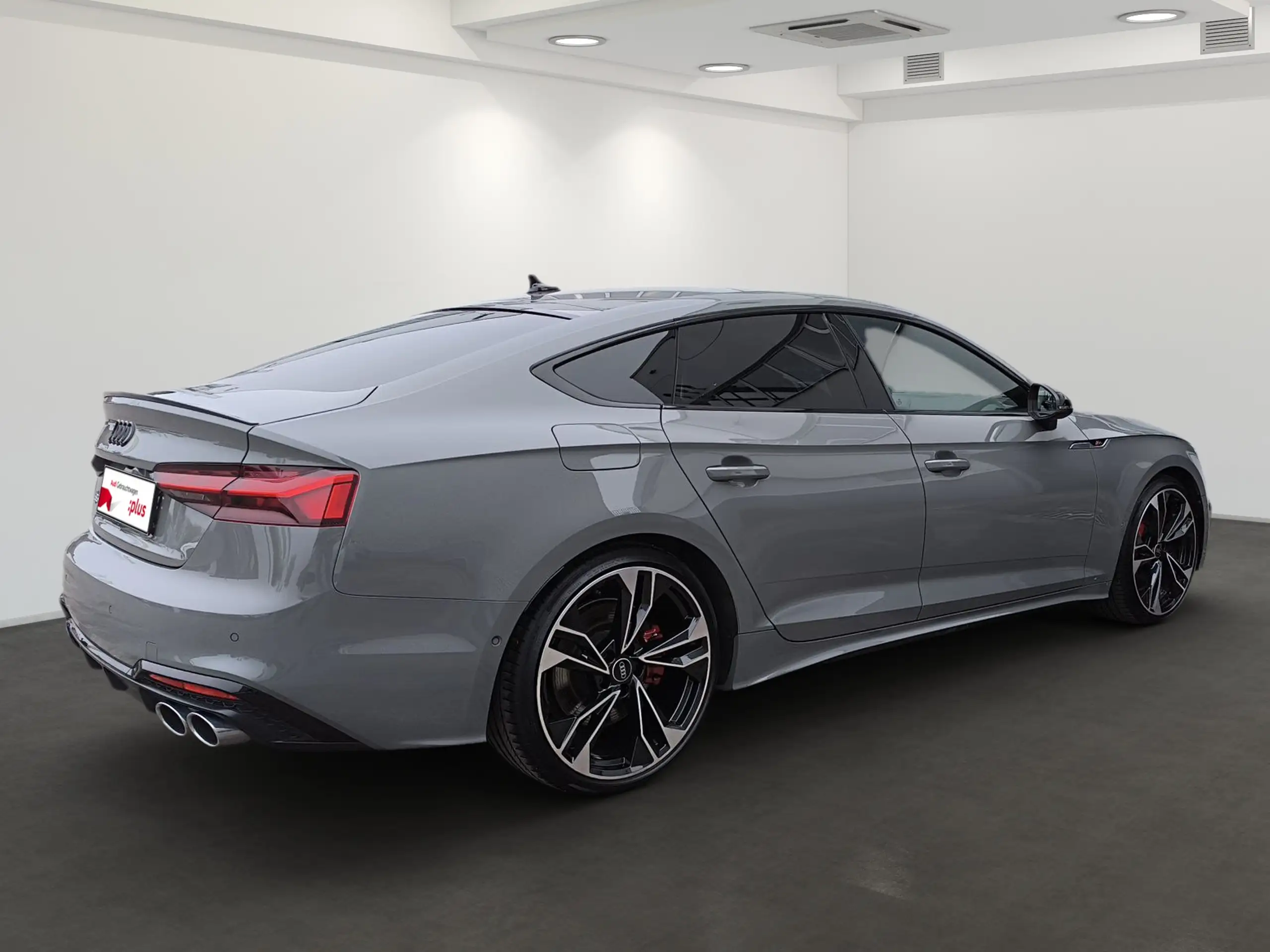 Audi - S5