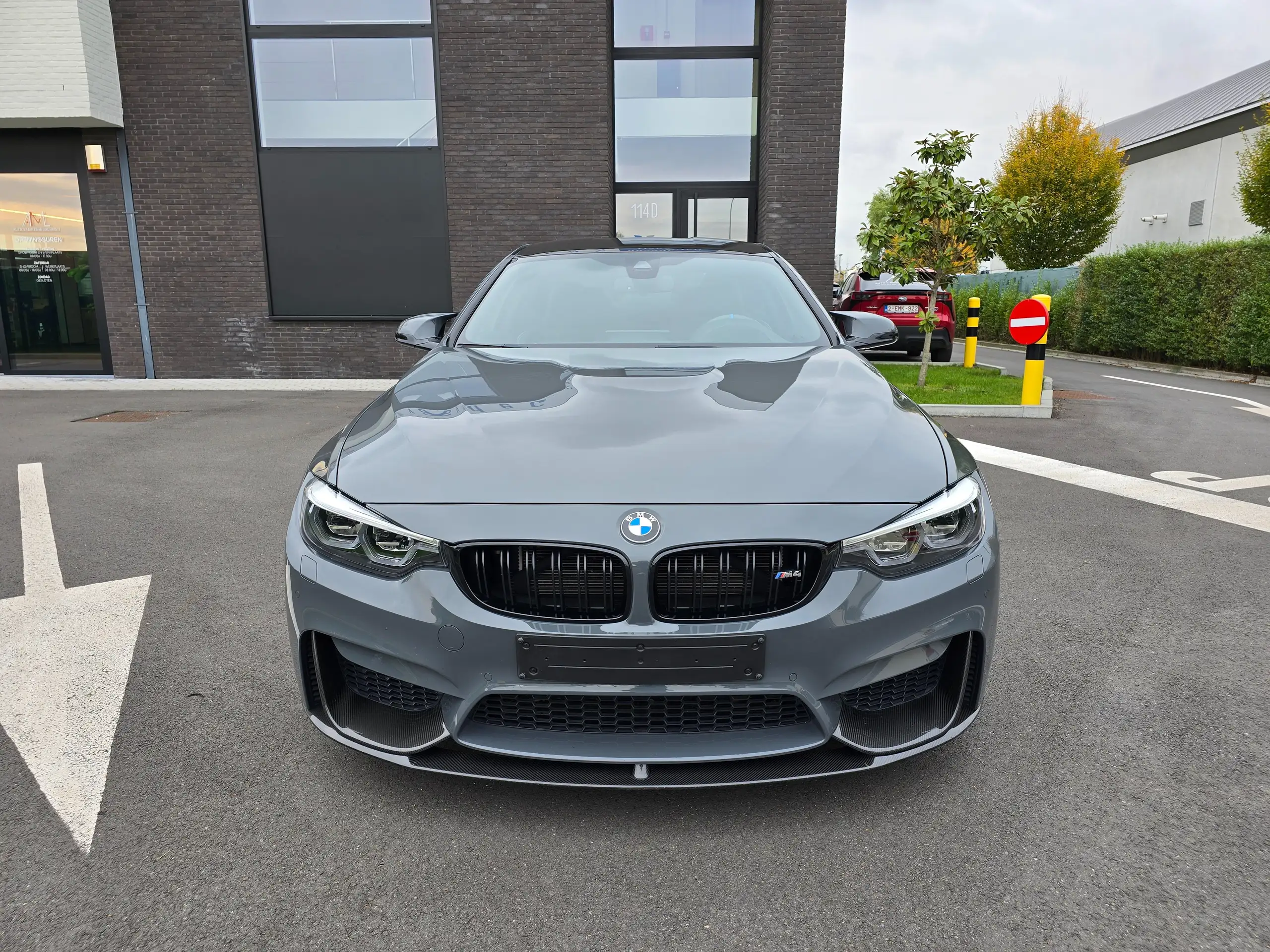 BMW - M4