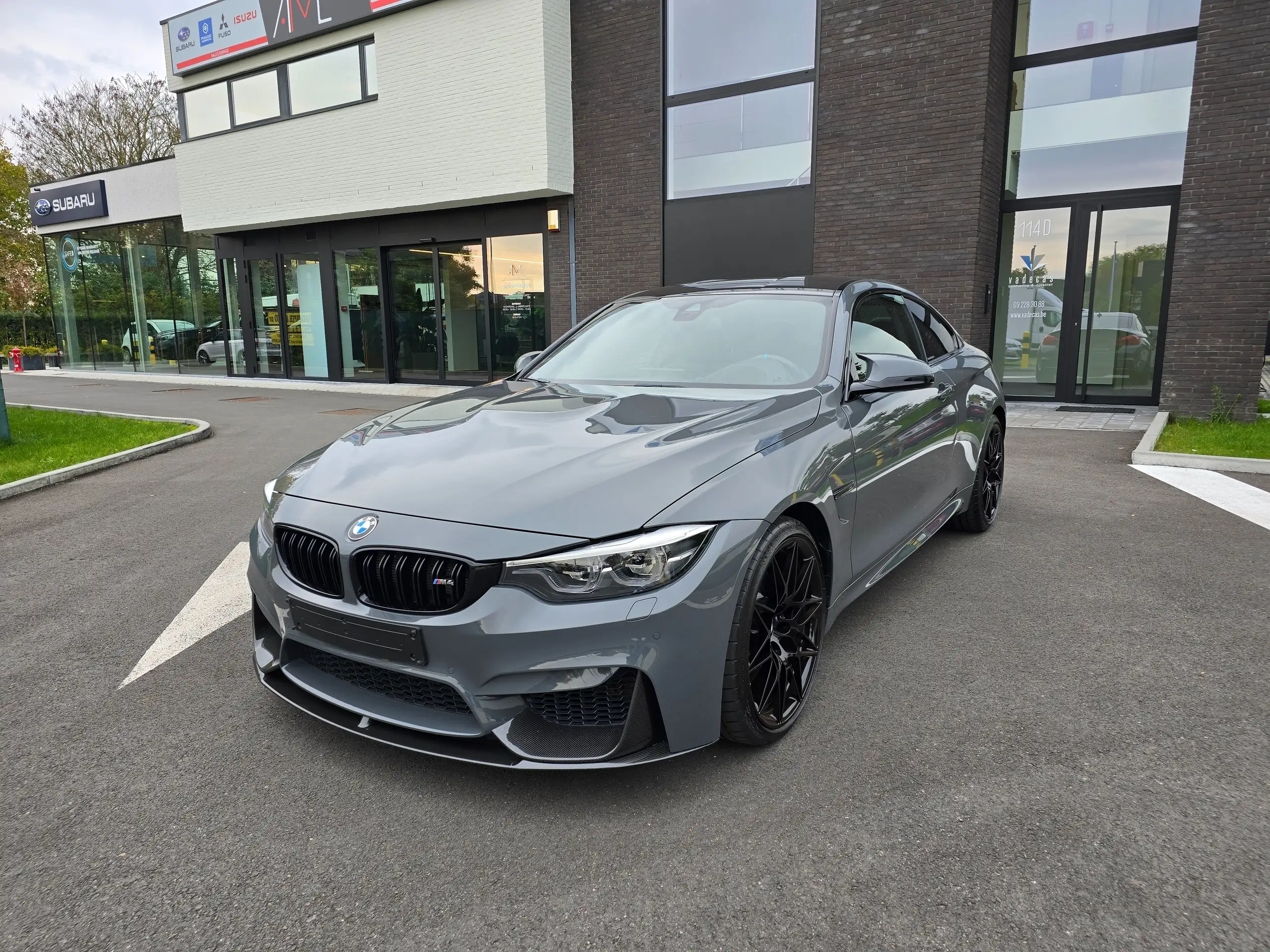 BMW - M4