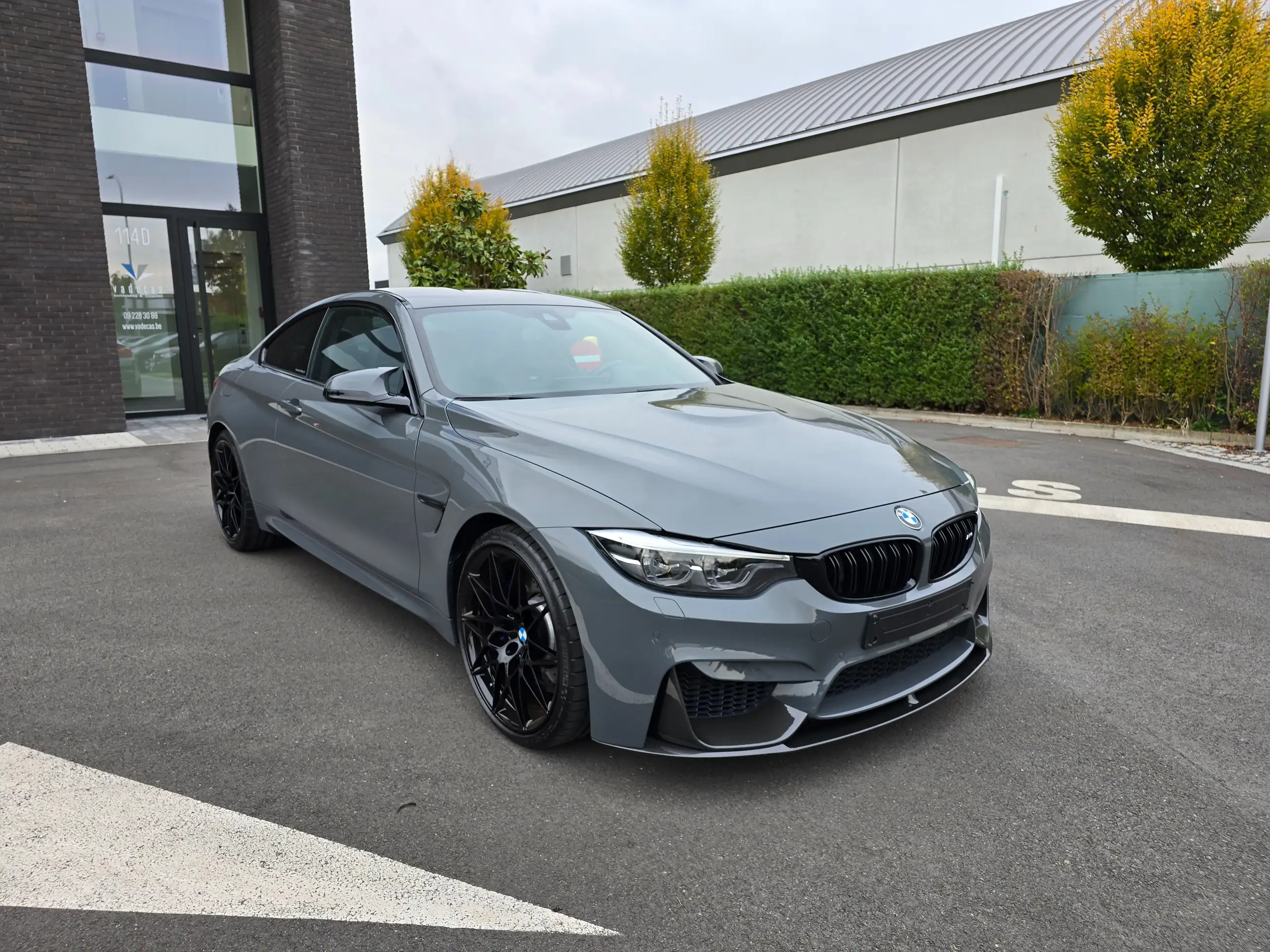 BMW - M4